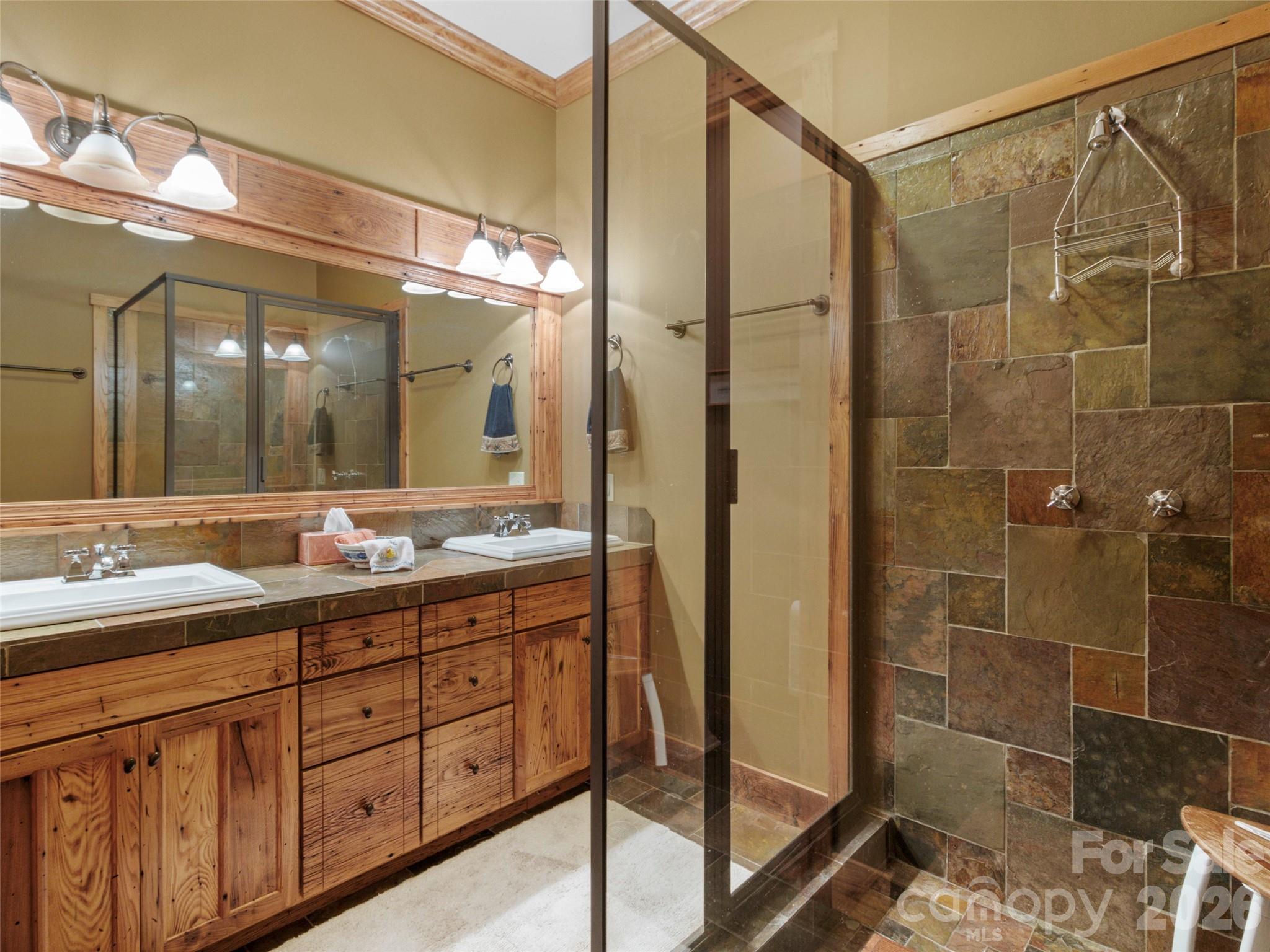 56 Spring House Drive — Burnsville