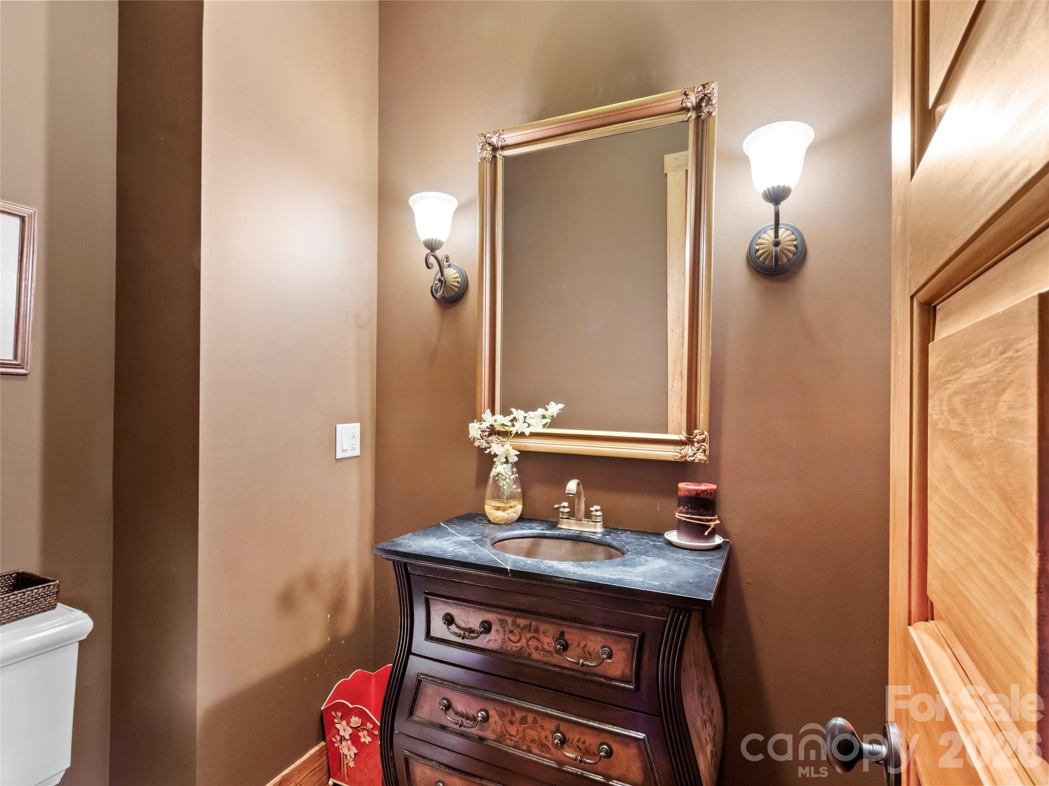 56 Spring House Drive — Burnsville