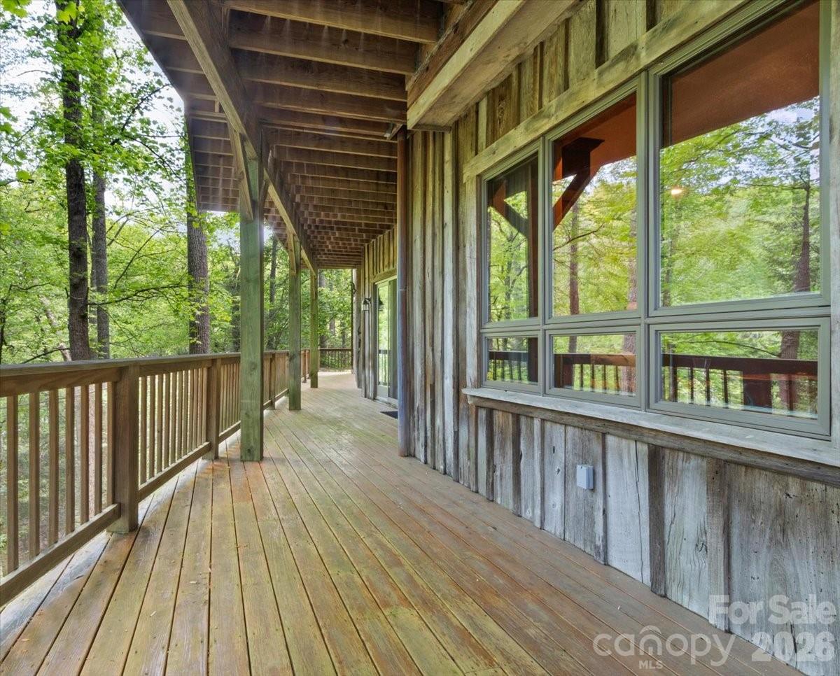 56 Spring House Drive — Burnsville