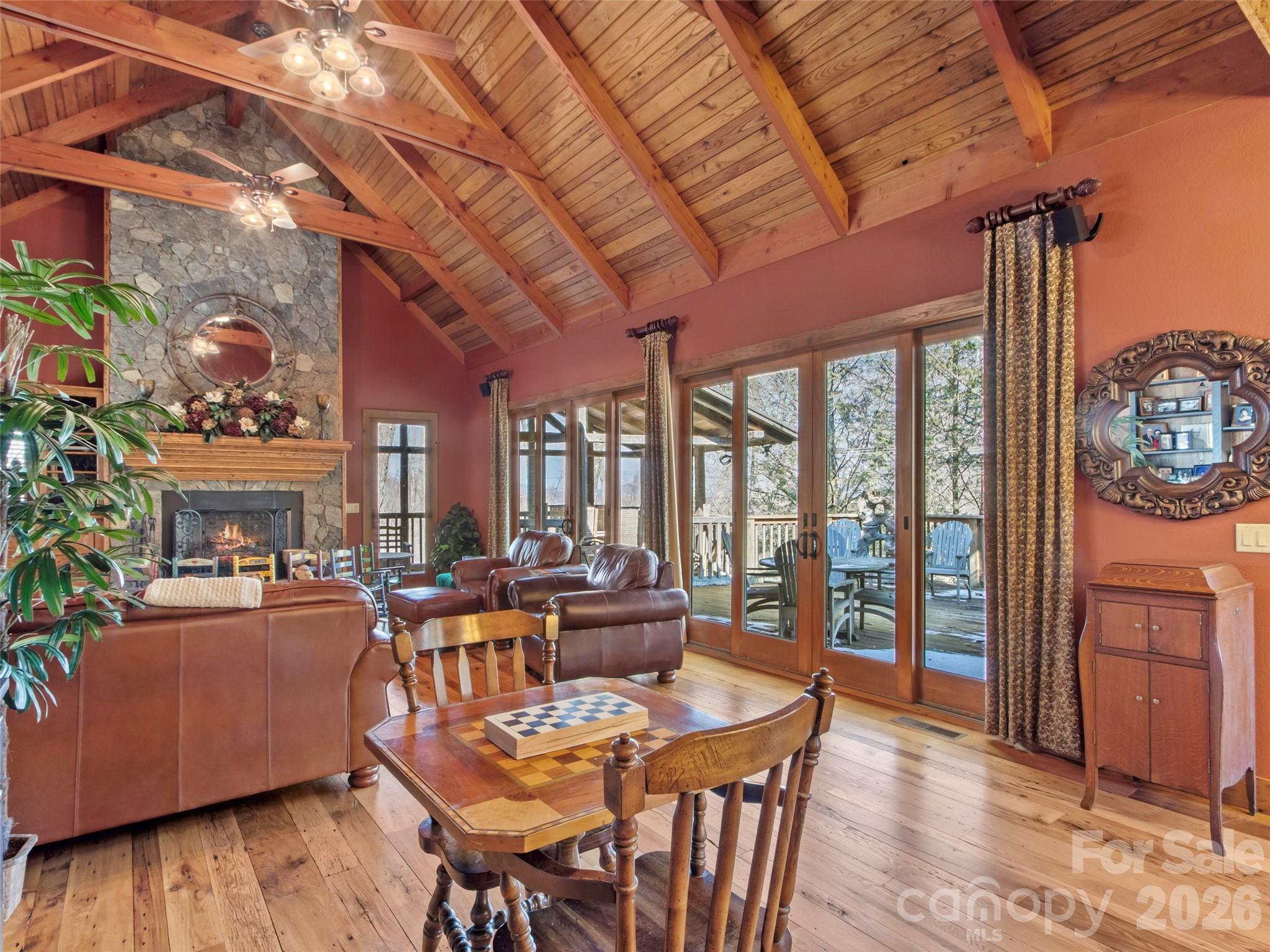 56 Spring House Drive — Burnsville