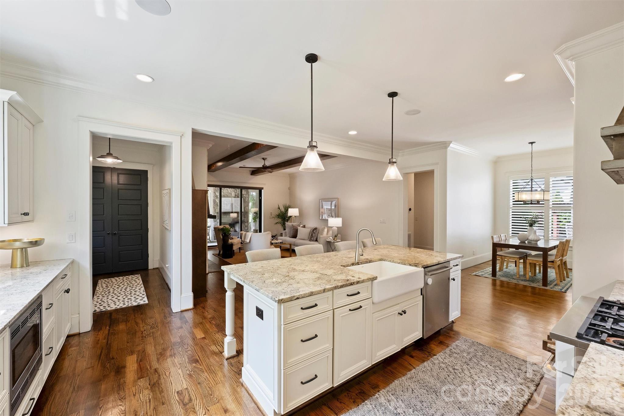 4507 Givens Way — Charlotte