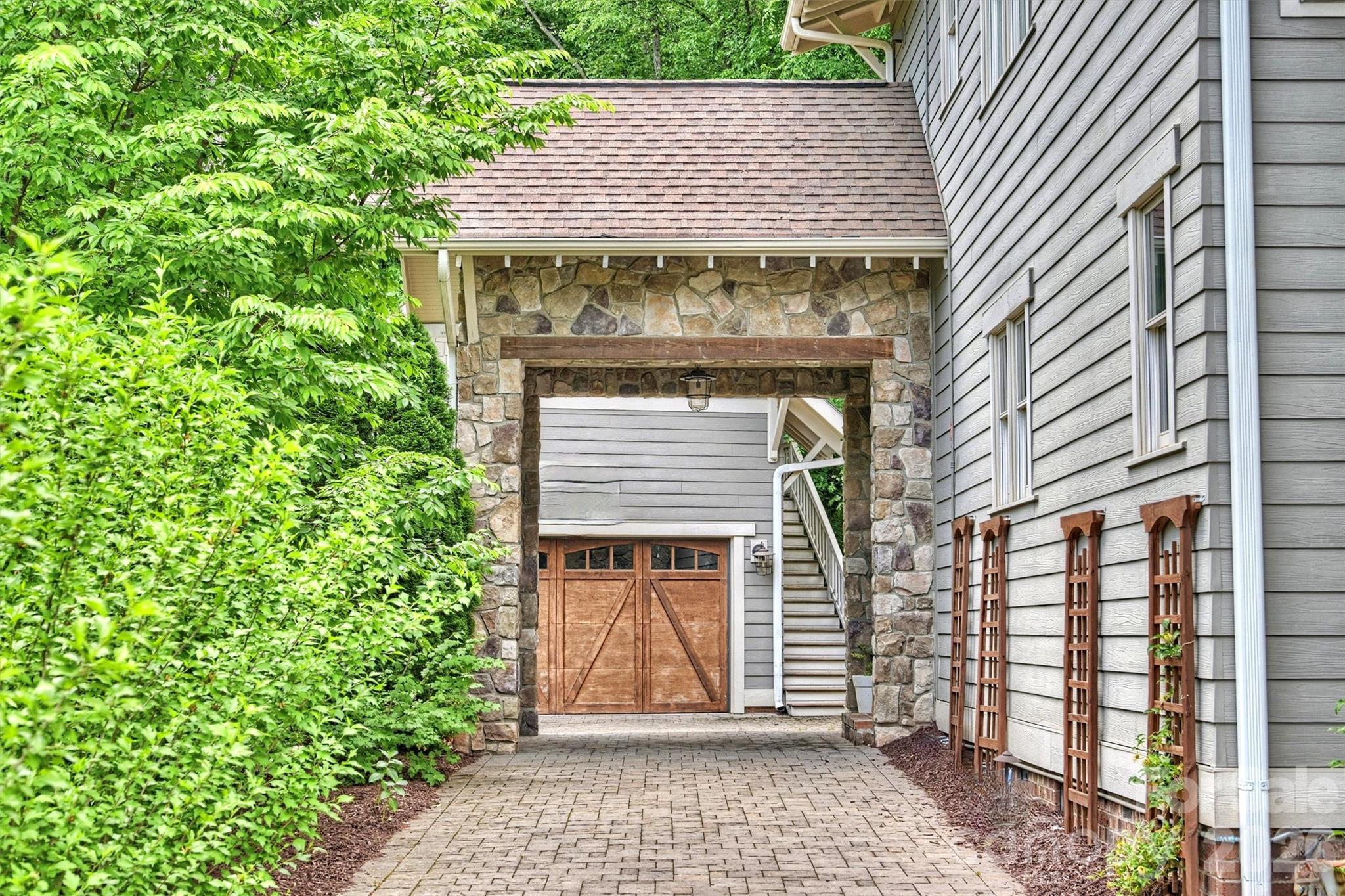 4507 Givens Way — Charlotte