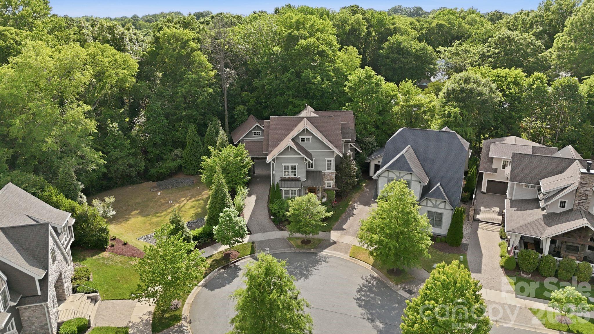 4507 Givens Way — Charlotte