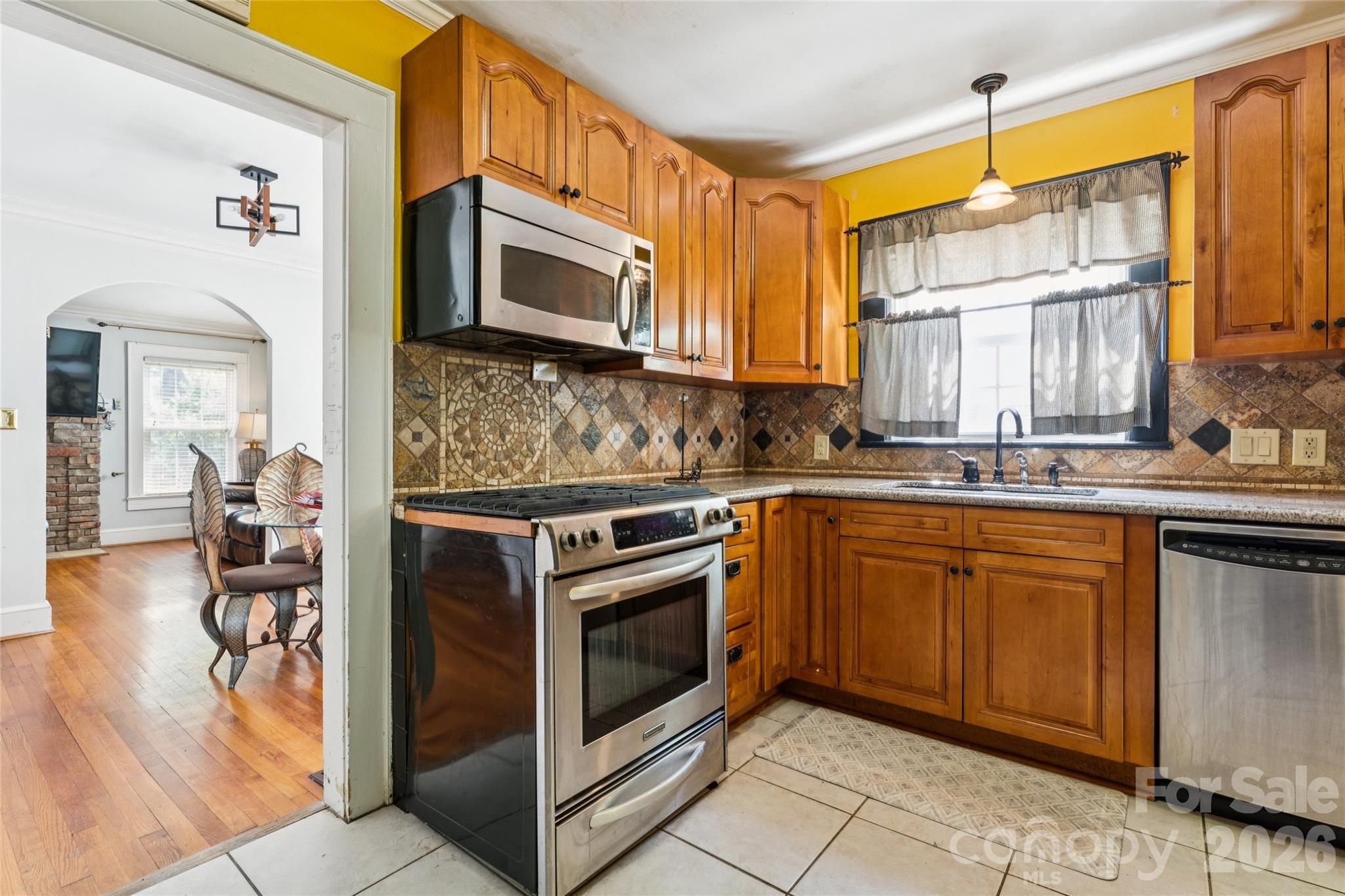 2224 Dundeen Street — Charlotte