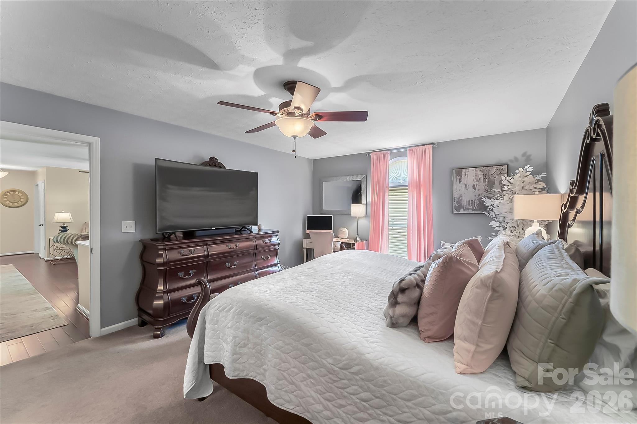 3104 Zion Church Road — Hickory