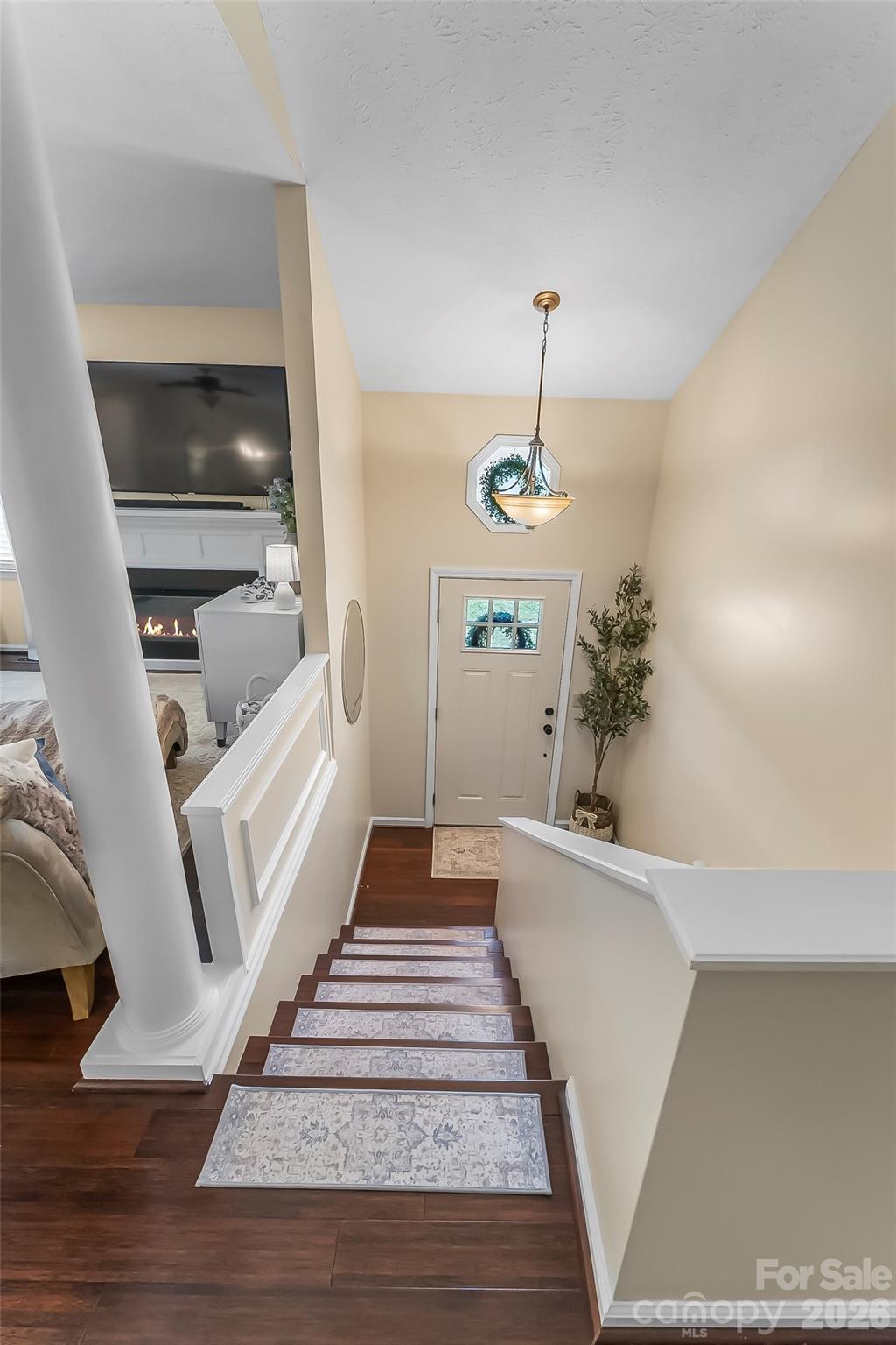 3104 Zion Church Road — Hickory