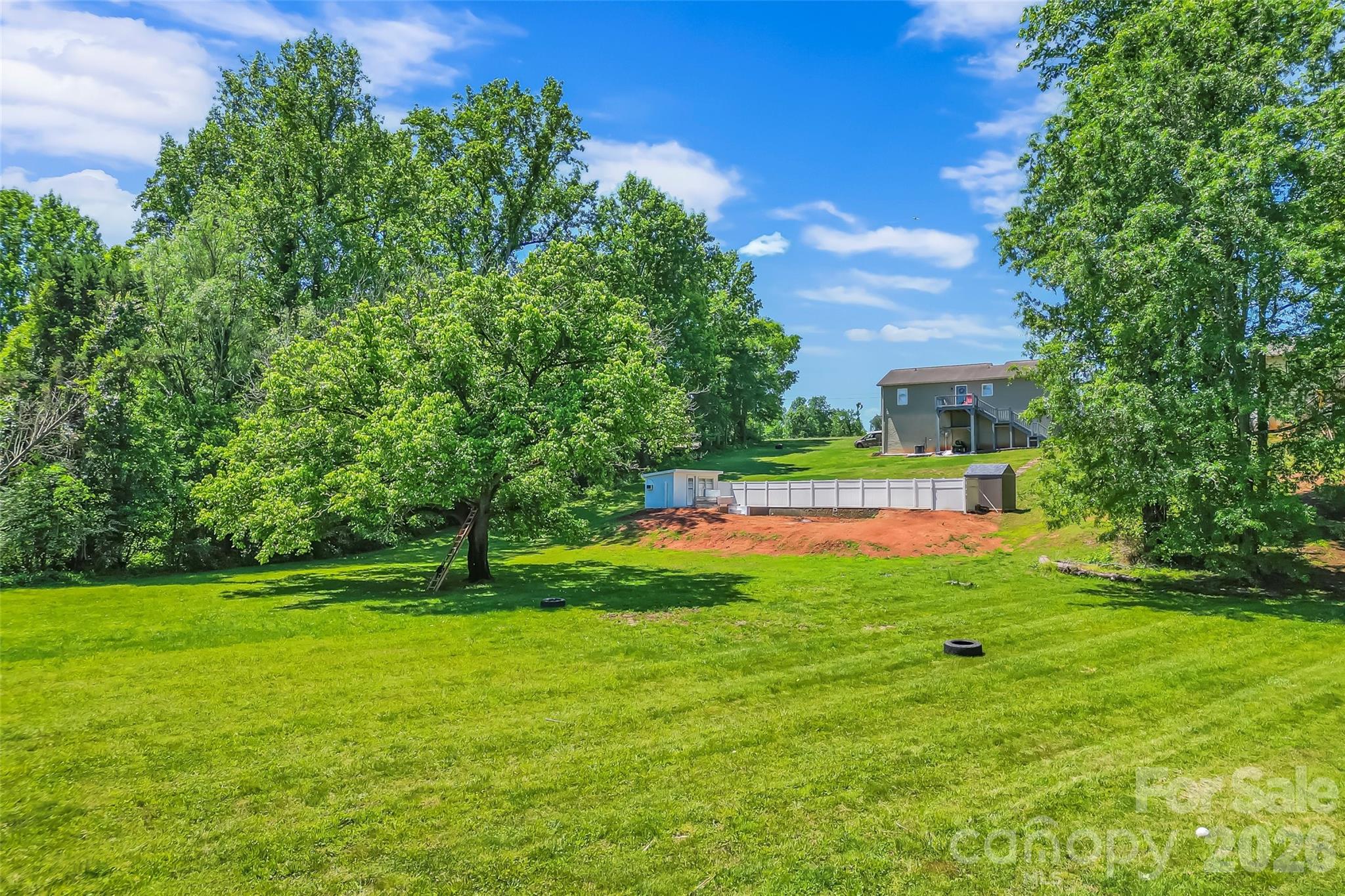 3104 Zion Church Road — Hickory