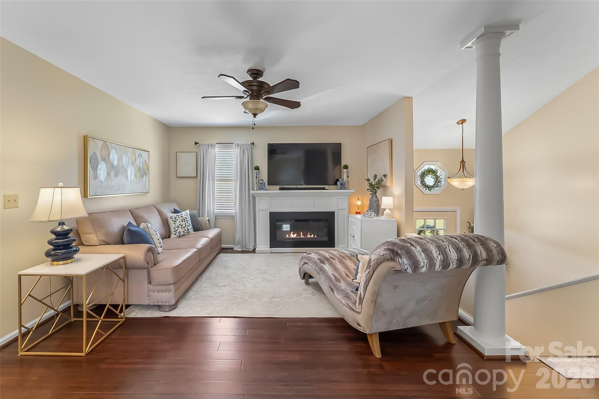 3104 Zion Church Road — Hickory