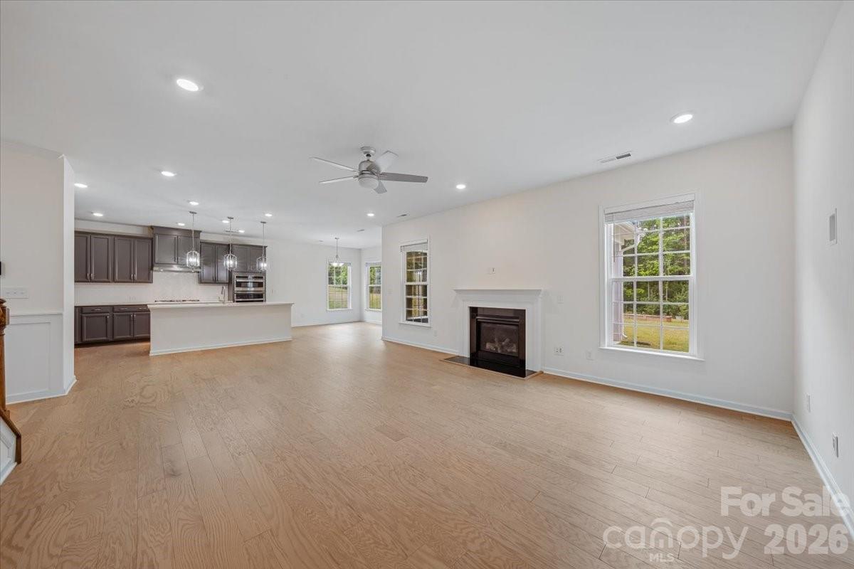 7202 Glenroe Drive — Huntersville