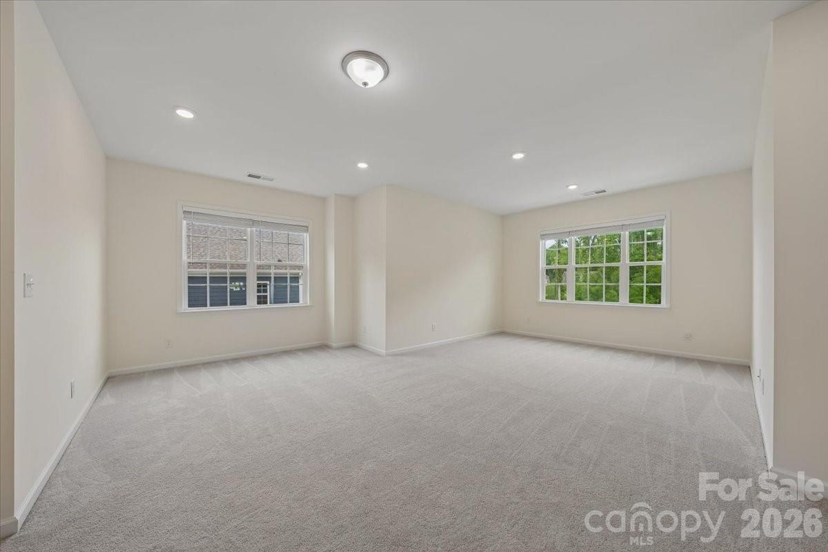 7202 Glenroe Drive — Huntersville