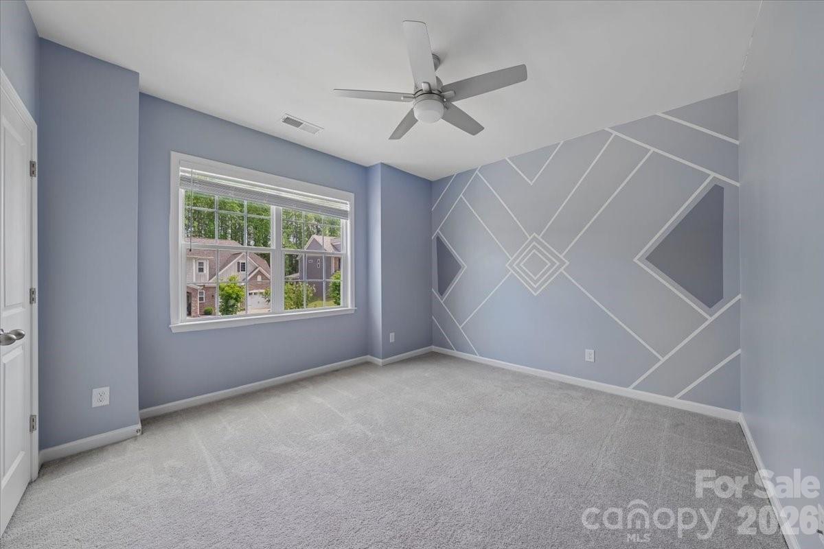7202 Glenroe Drive — Huntersville