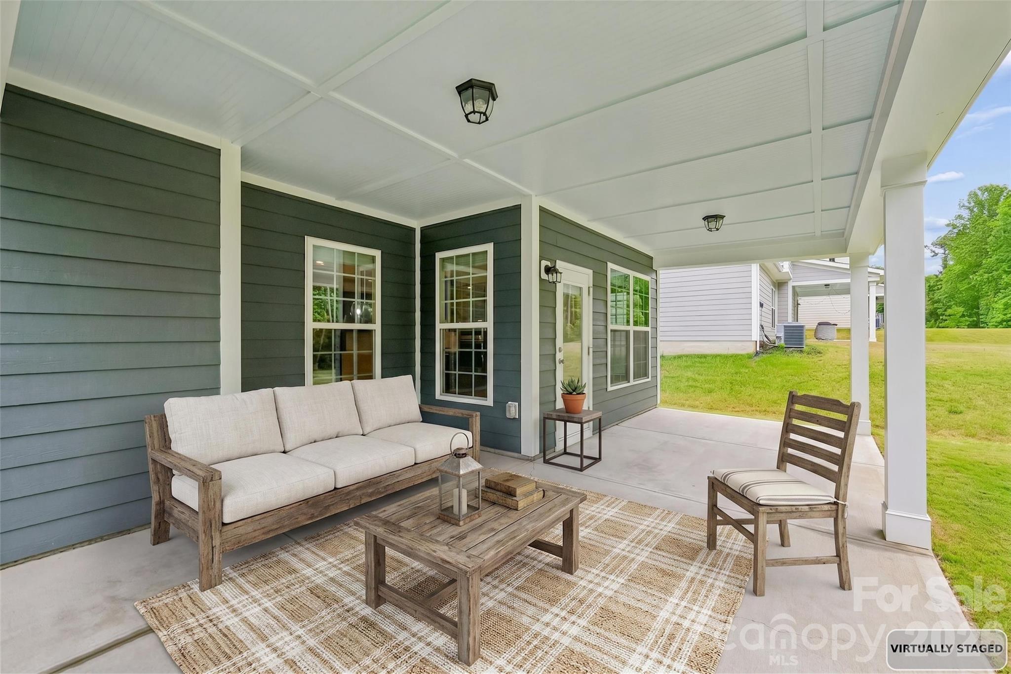 7202 Glenroe Drive — Huntersville