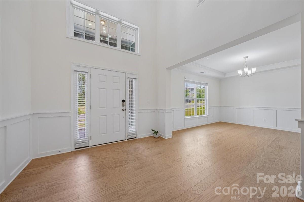 7202 Glenroe Drive — Huntersville
