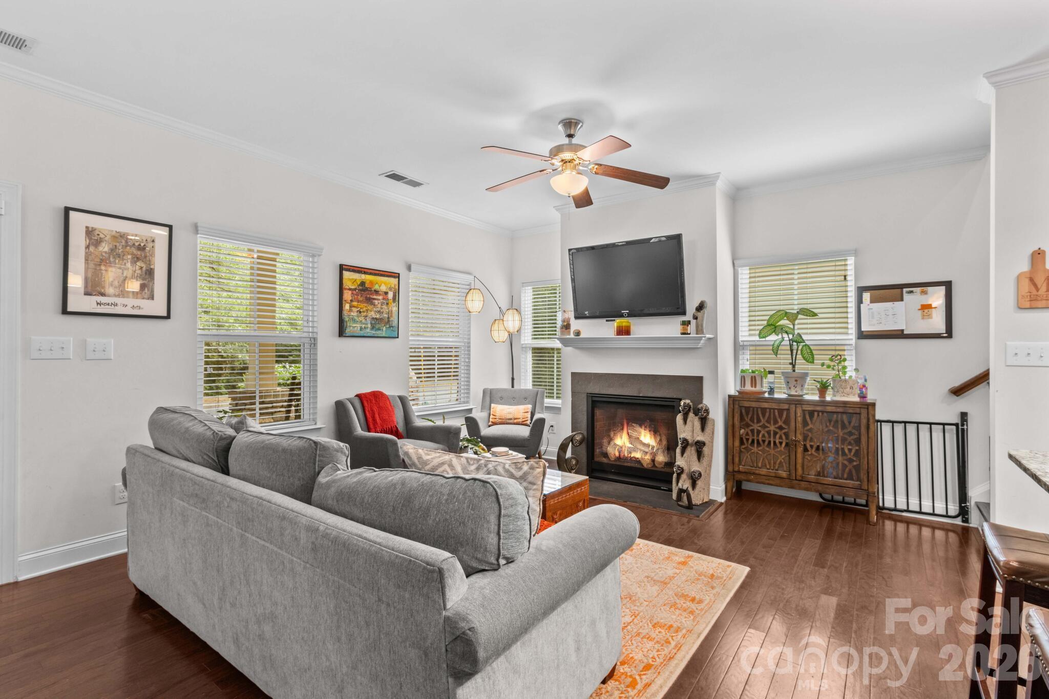 10258 Vanguard Parkway — Huntersville