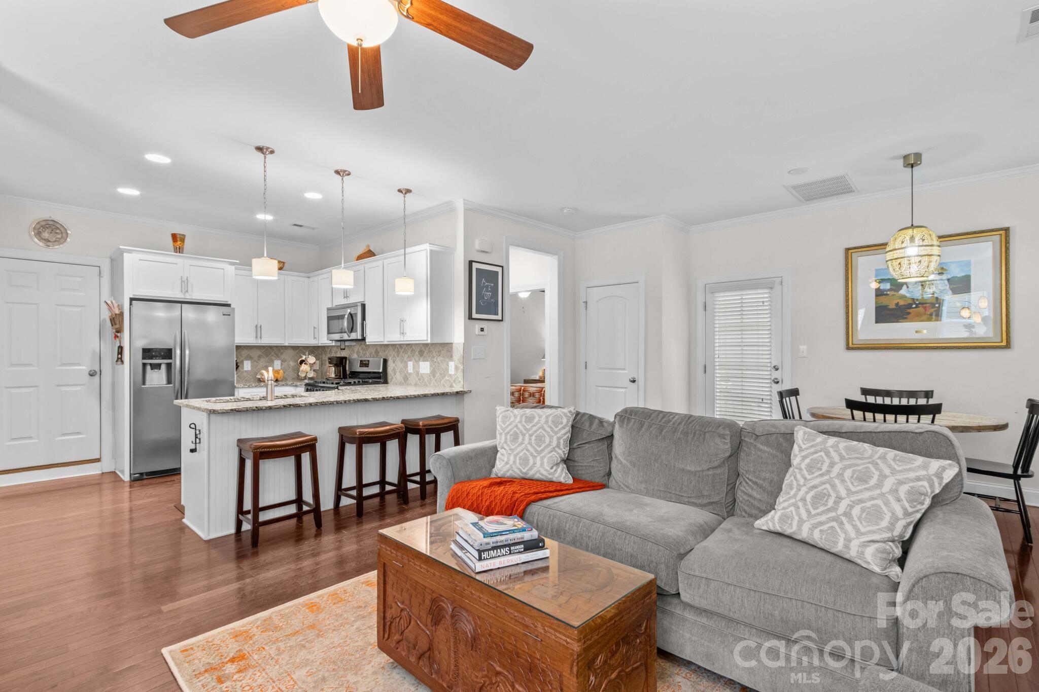 10258 Vanguard Parkway — Huntersville