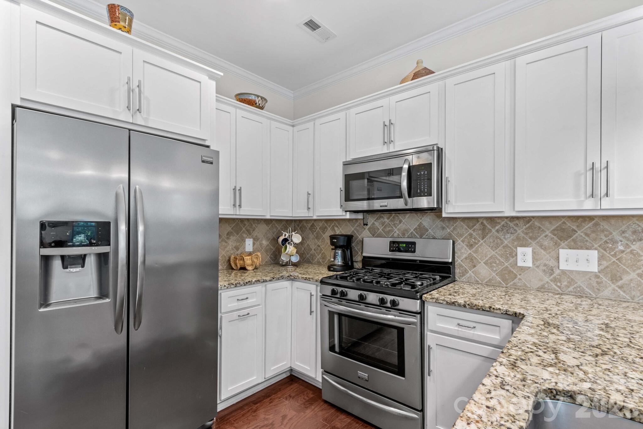 10258 Vanguard Parkway — Huntersville