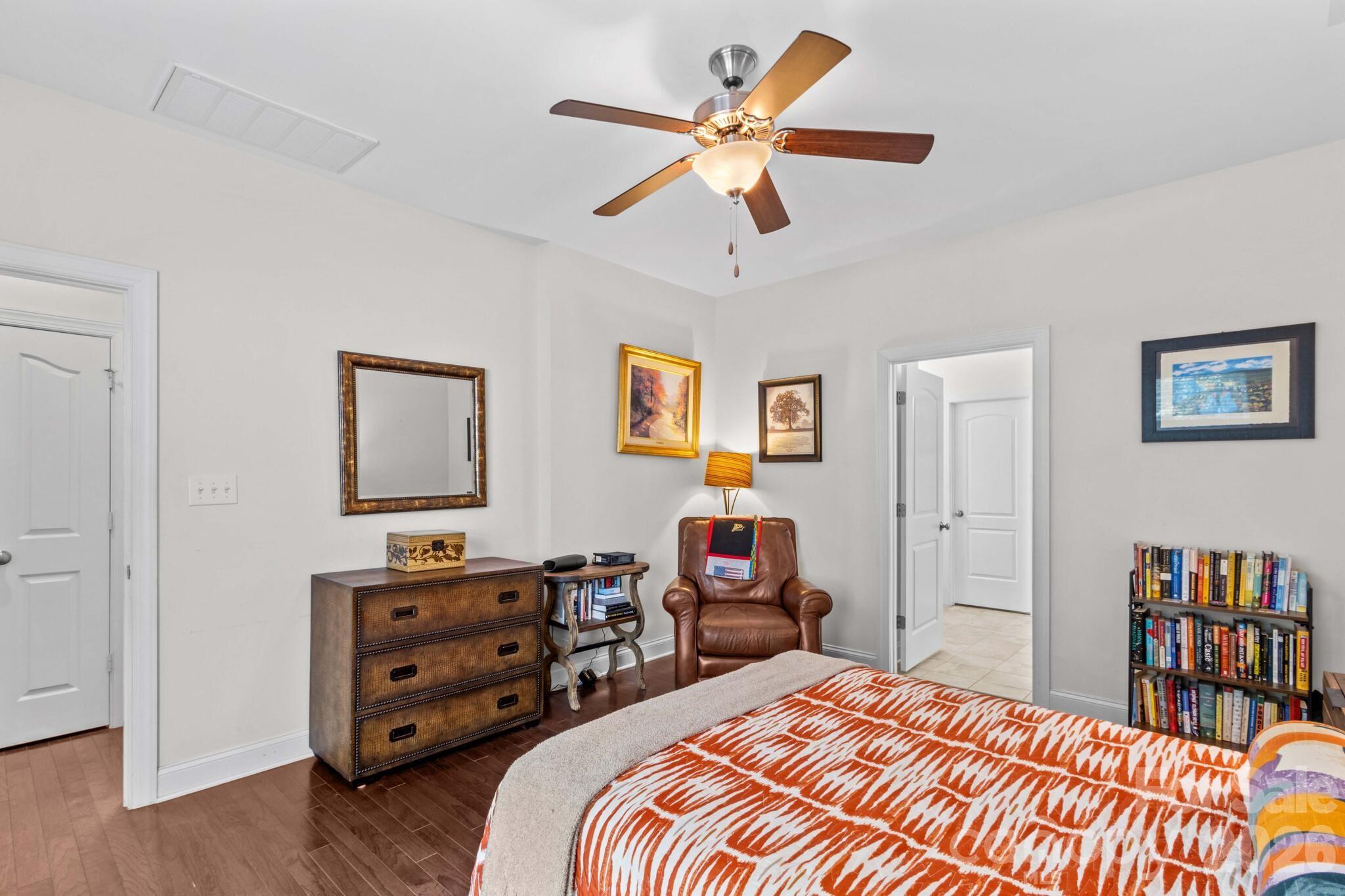 10258 Vanguard Parkway — Huntersville