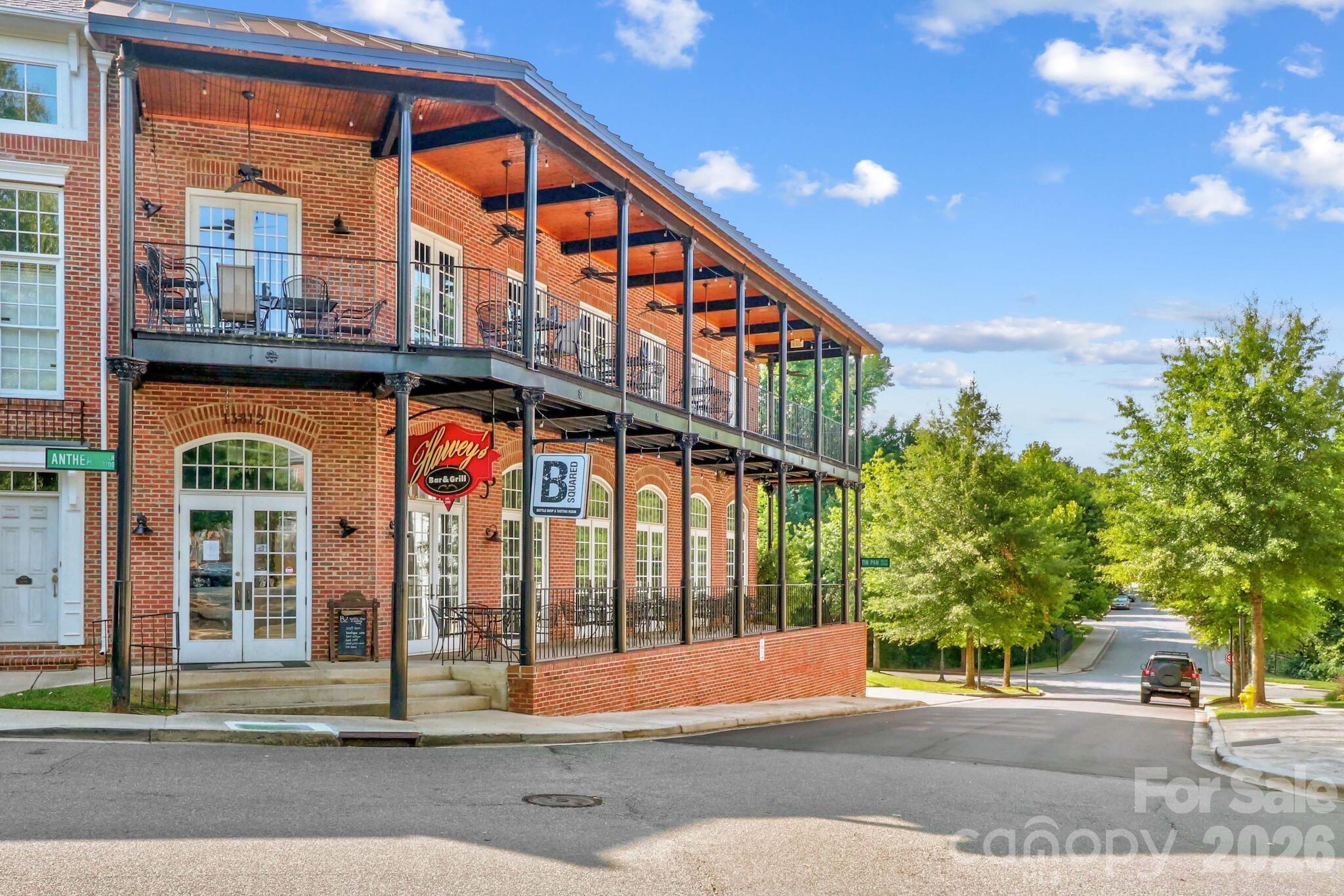 10258 Vanguard Parkway — Huntersville