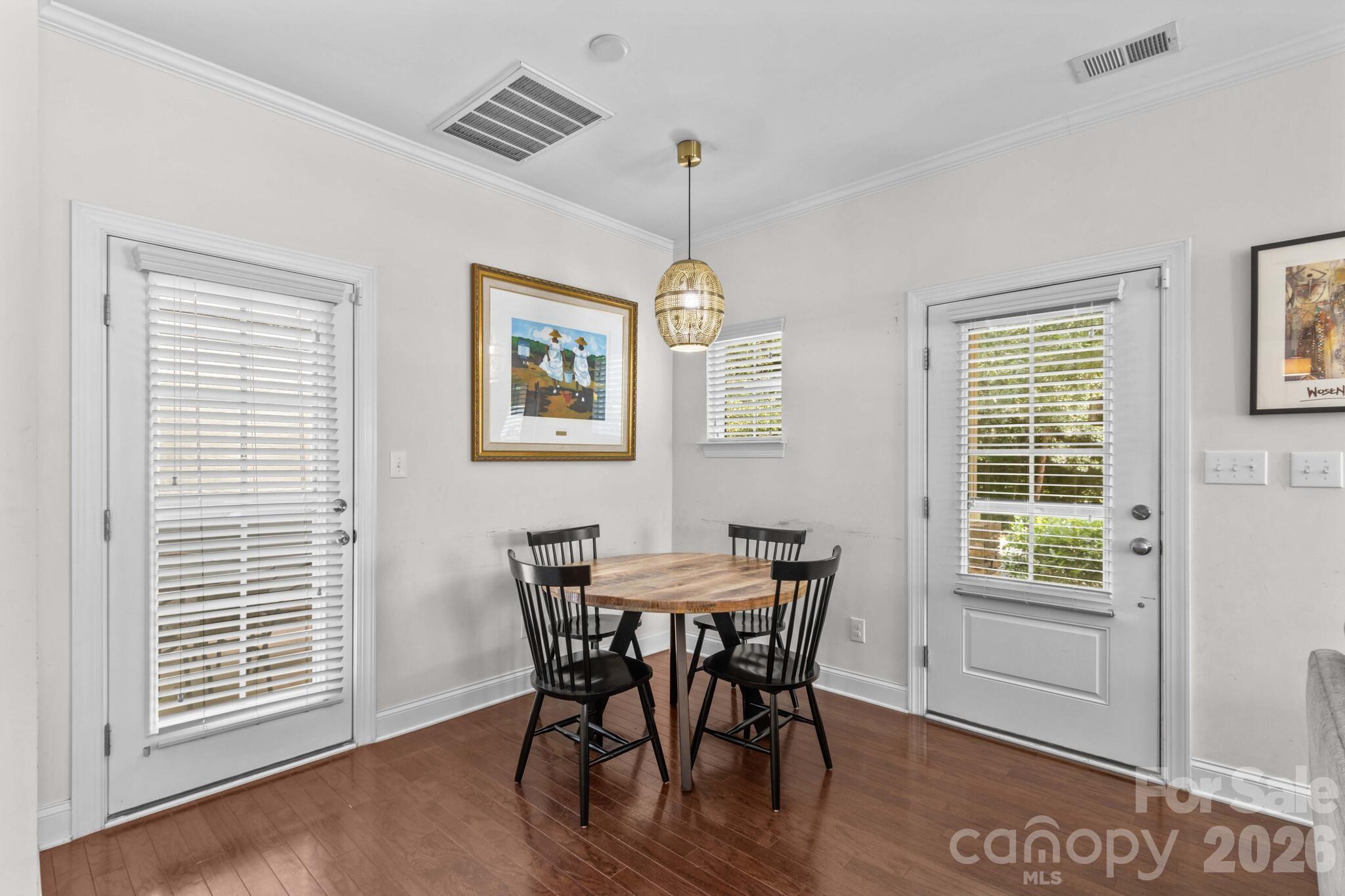 10258 Vanguard Parkway — Huntersville