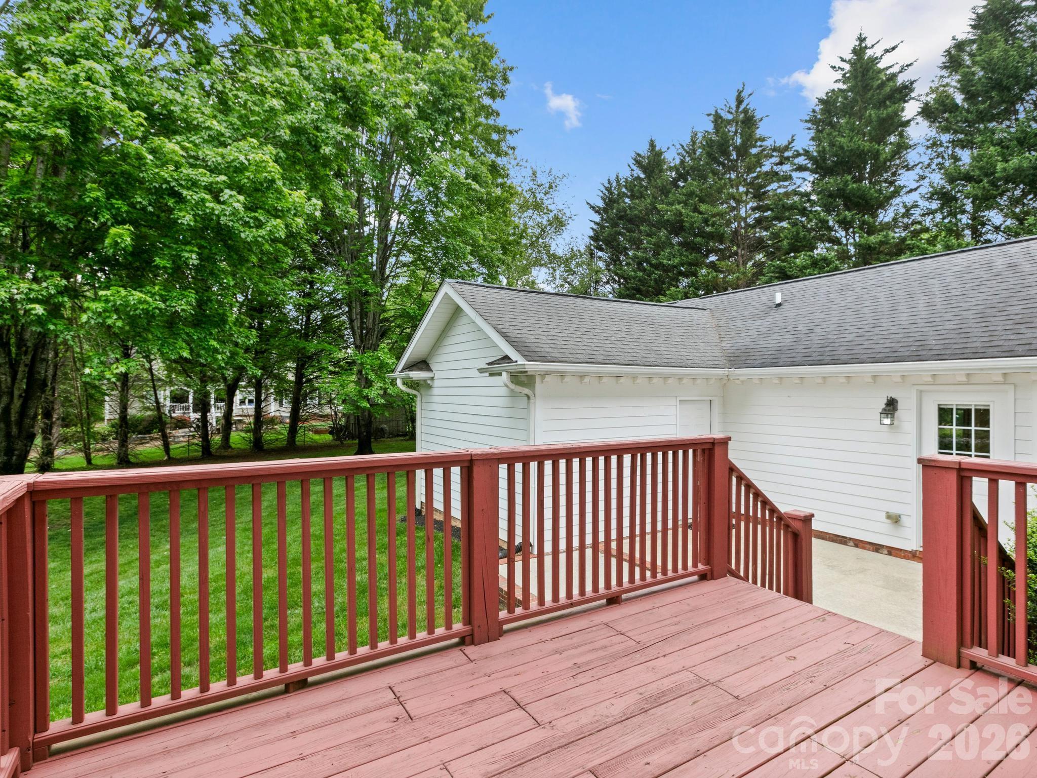103 Berry Hill Drive #10 — Hendersonville