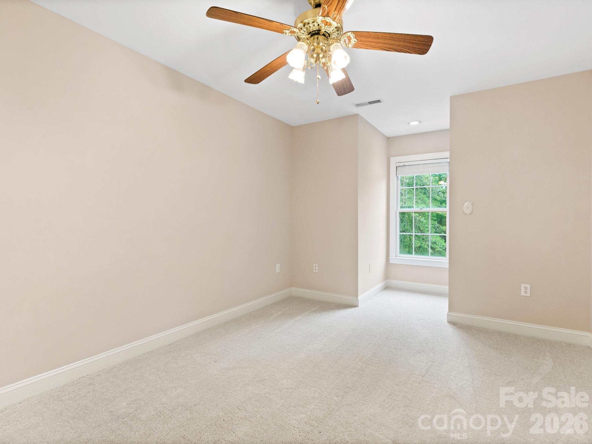 103 Berry Hill Drive #10 — Hendersonville