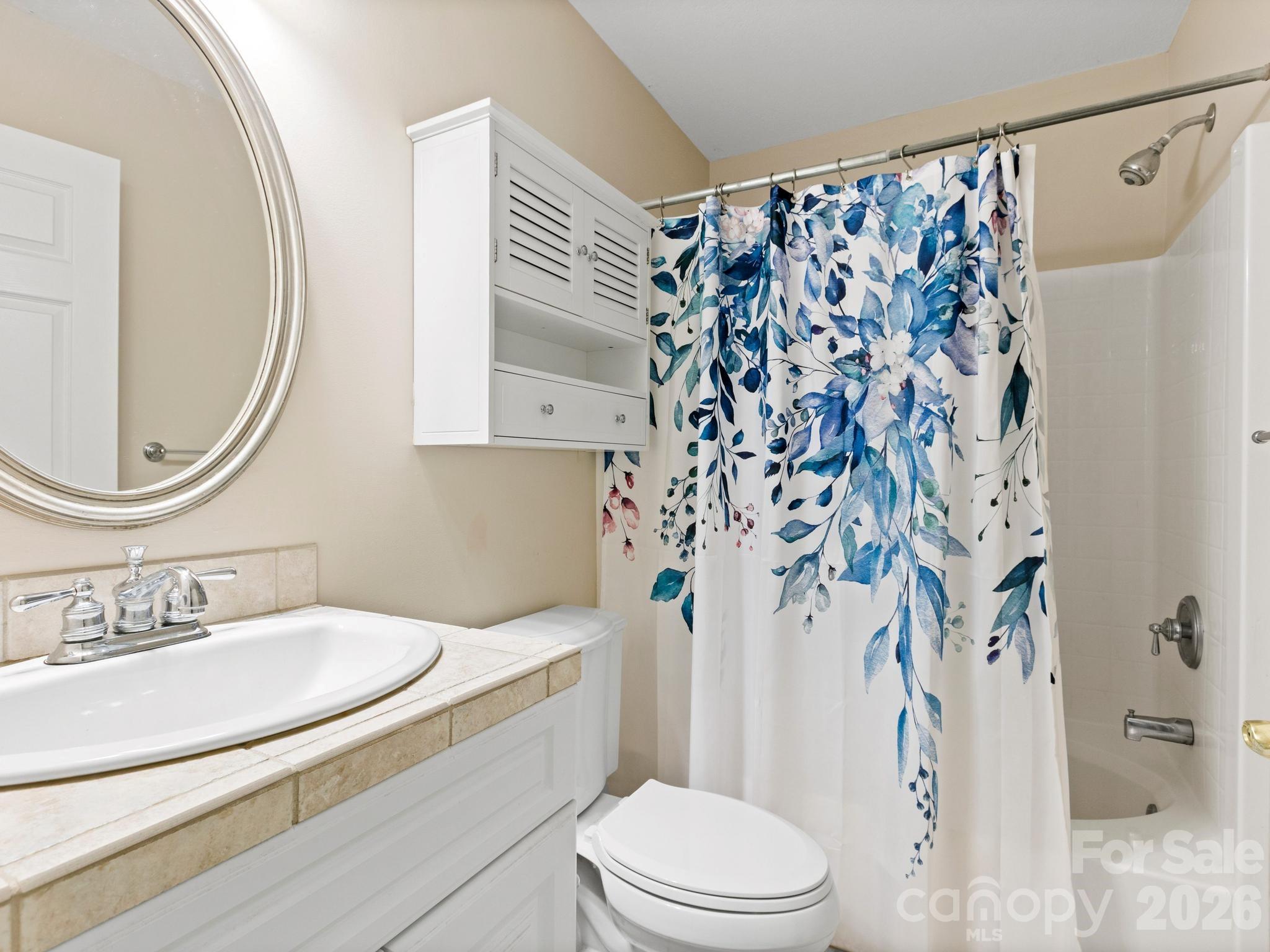 103 Berry Hill Drive #10 — Hendersonville