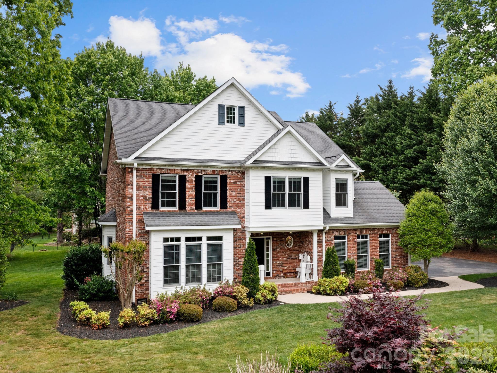 103 Berry Hill Drive #10 — Hendersonville