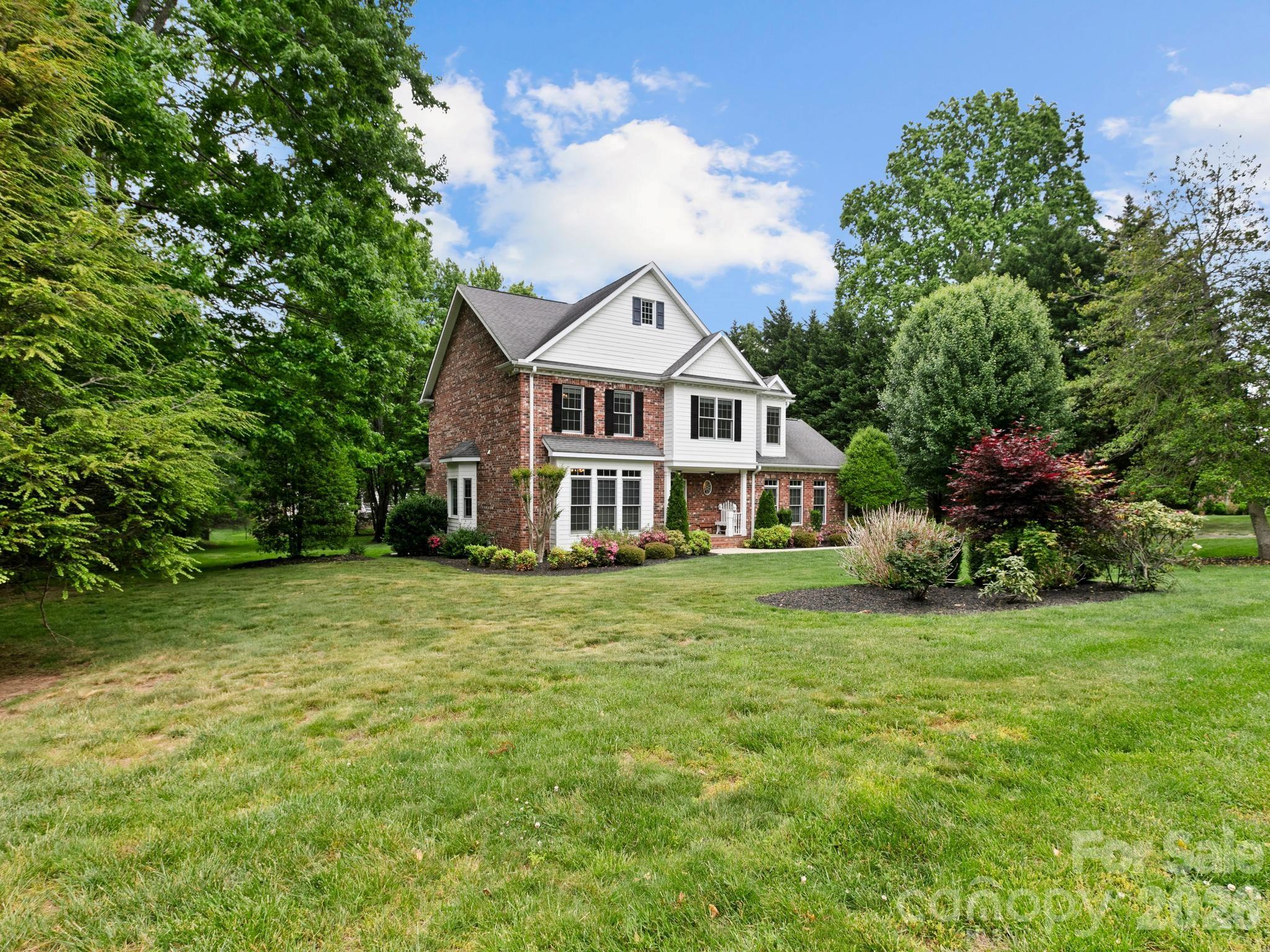 103 Berry Hill Drive #10 — Hendersonville