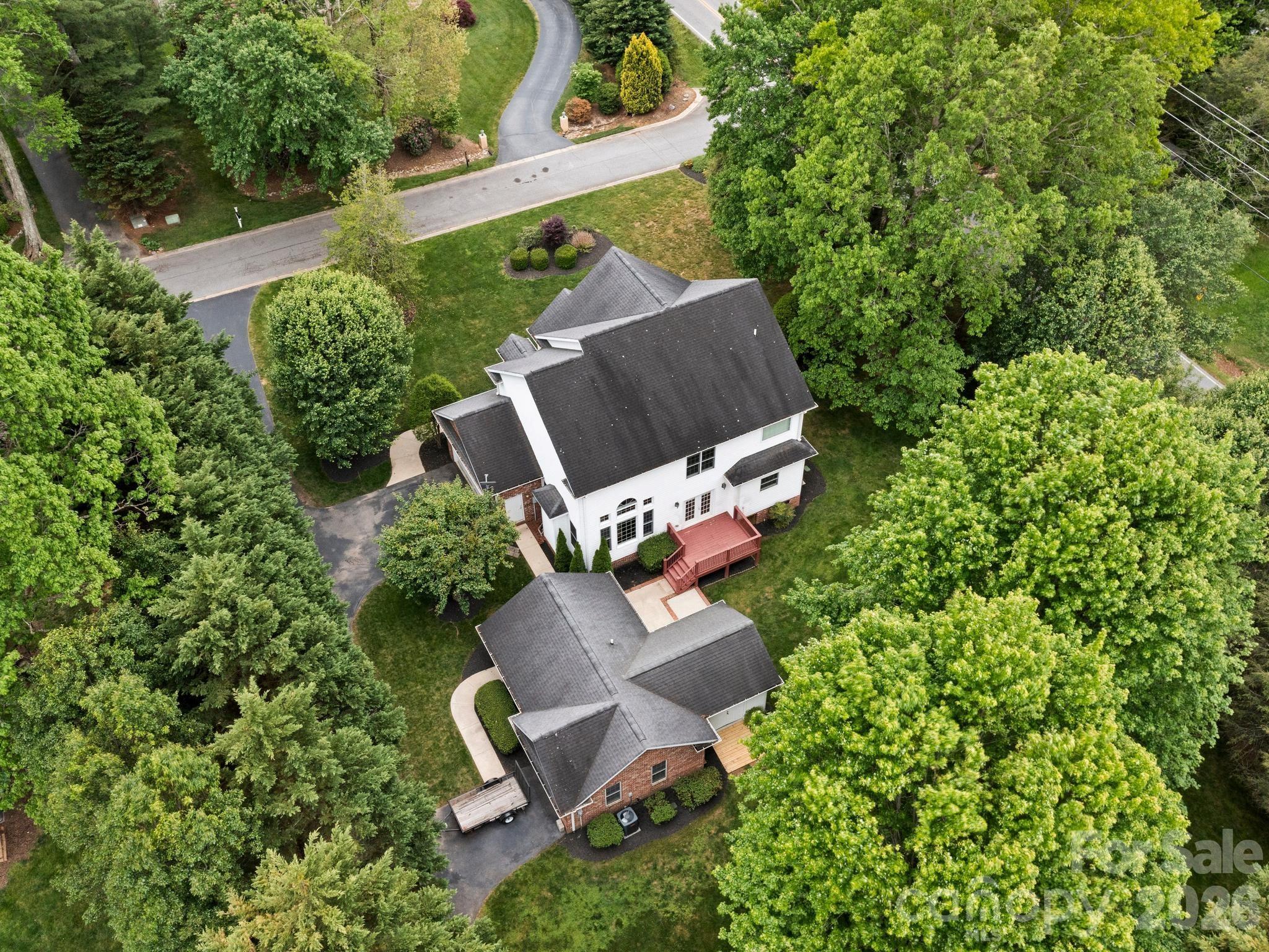 103 Berry Hill Drive #10 — Hendersonville