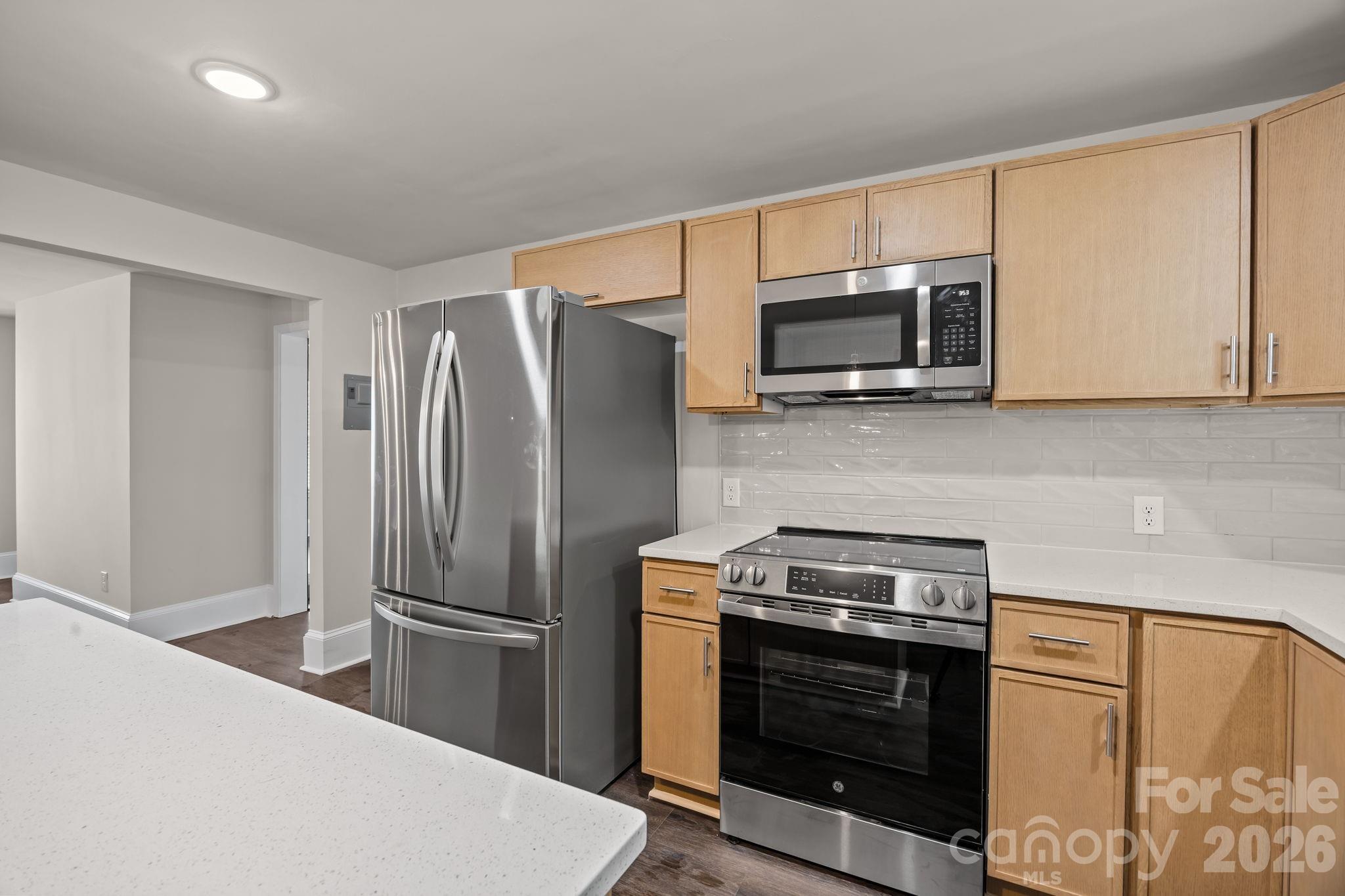 6109 Cora Street — Charlotte