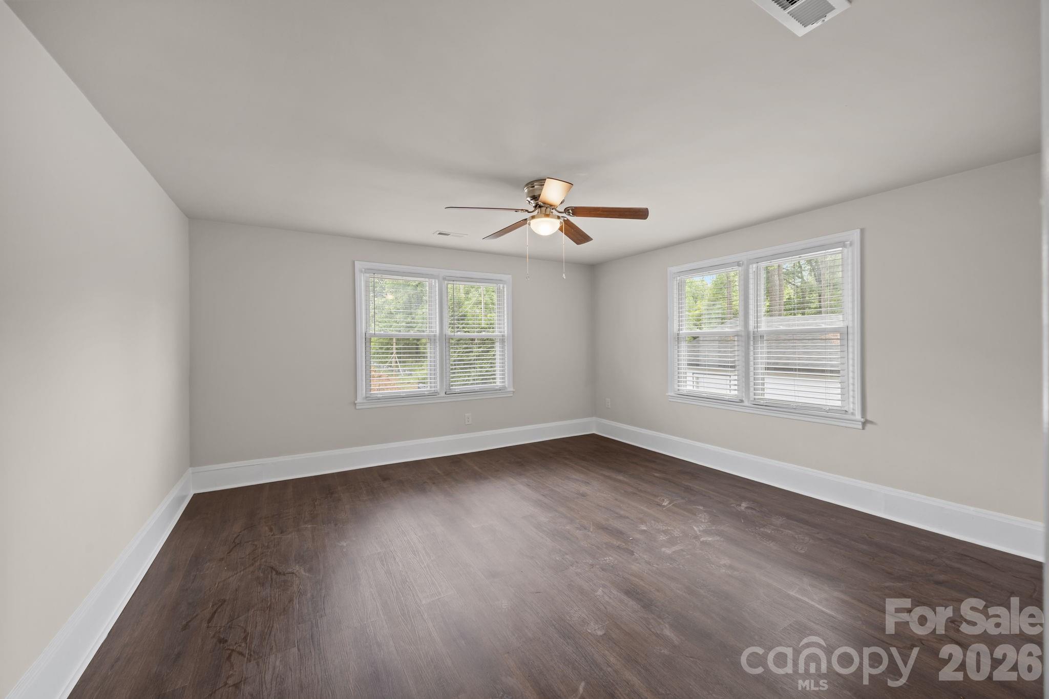 6109 Cora Street — Charlotte