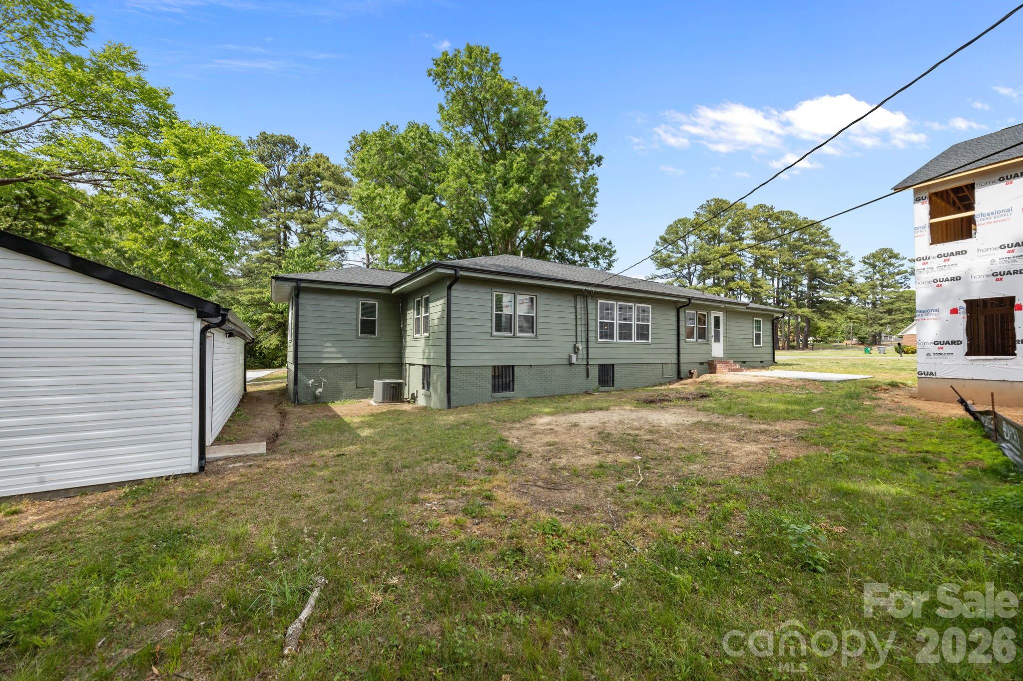6109 Cora Street — Charlotte