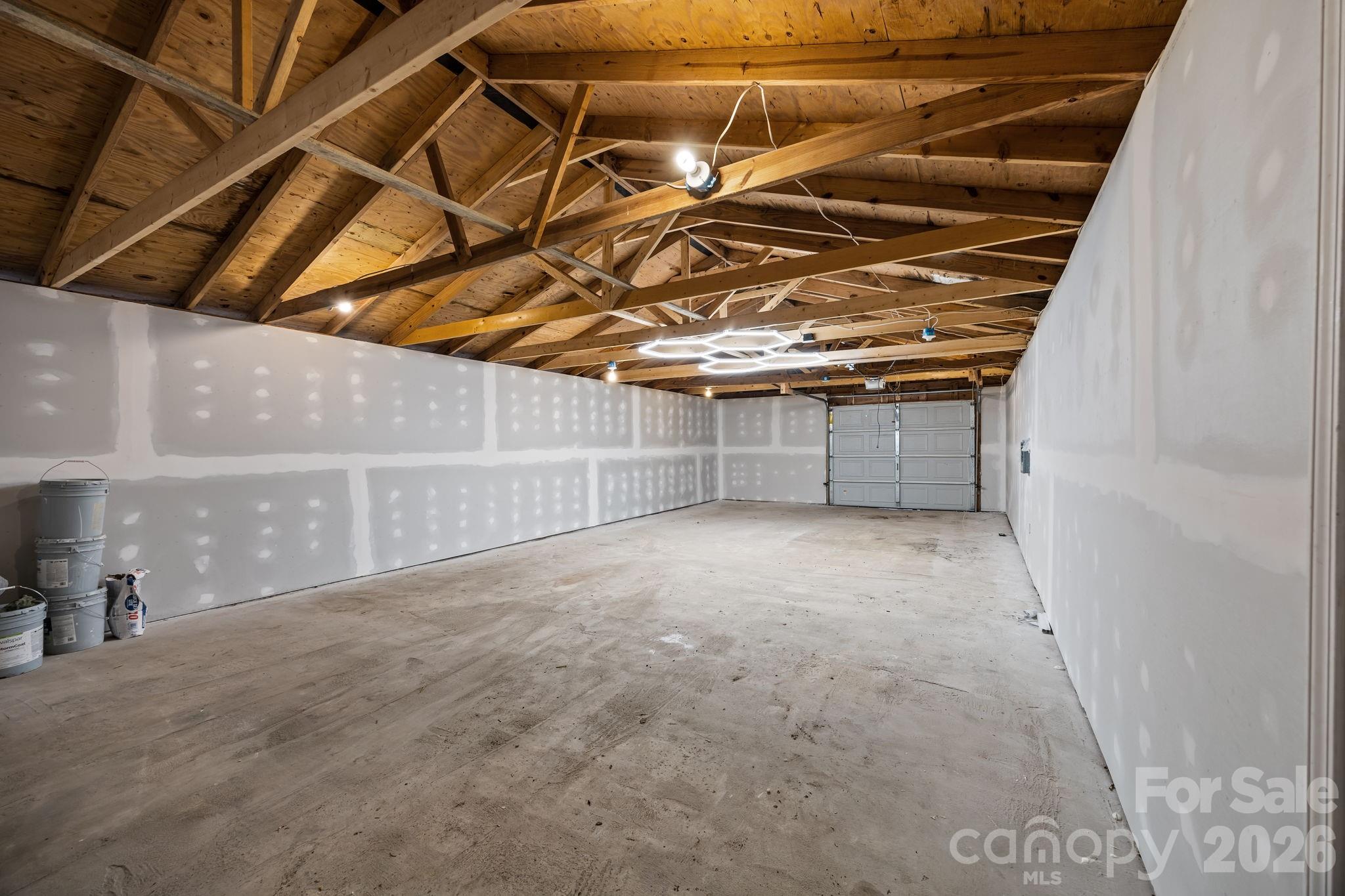 6109 Cora Street — Charlotte