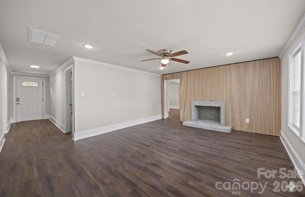 6109 Cora Street — Charlotte