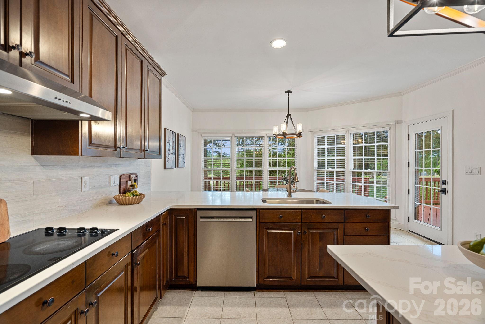 16110 Covington Point Lane — Huntersville