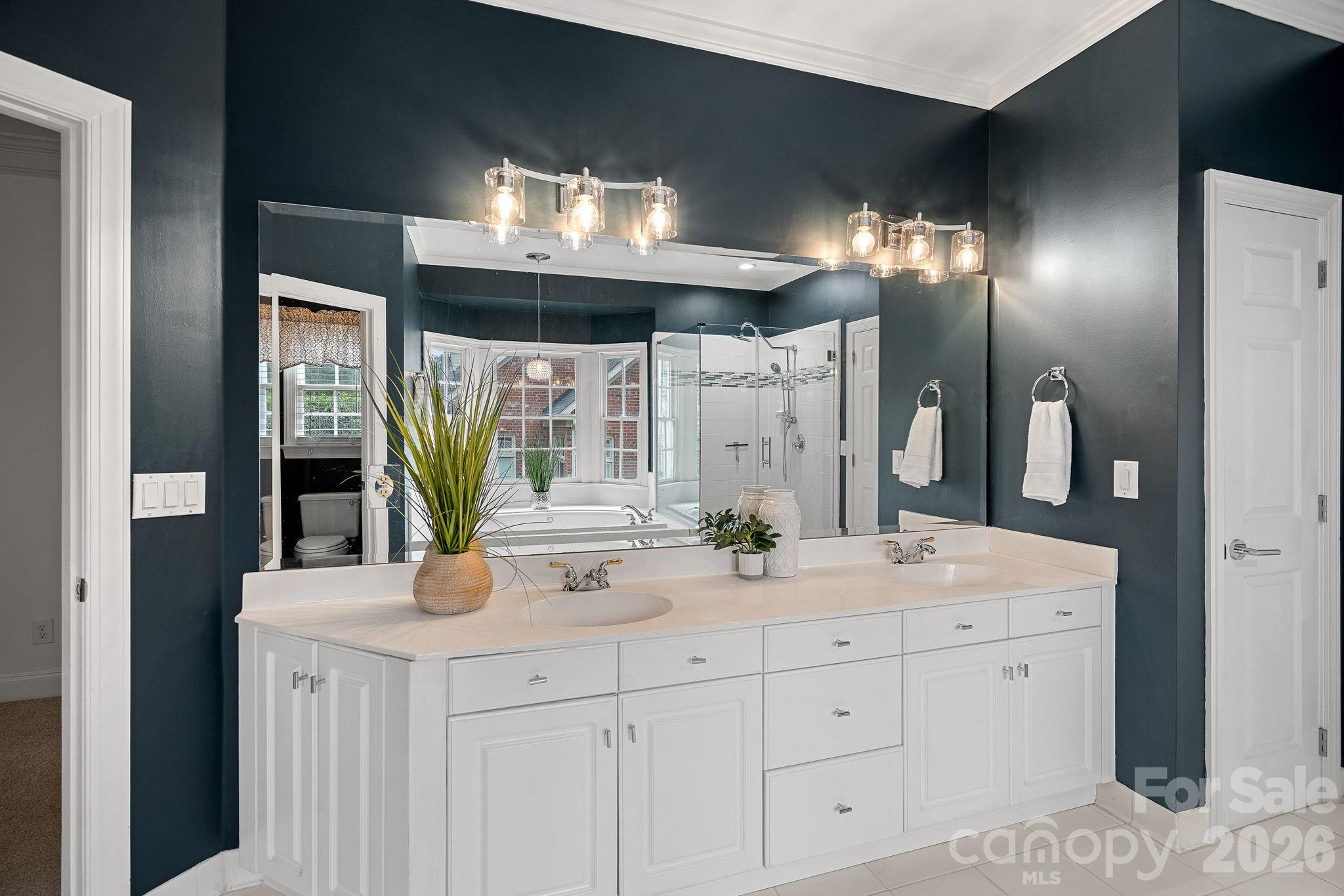 16110 Covington Point Lane — Huntersville