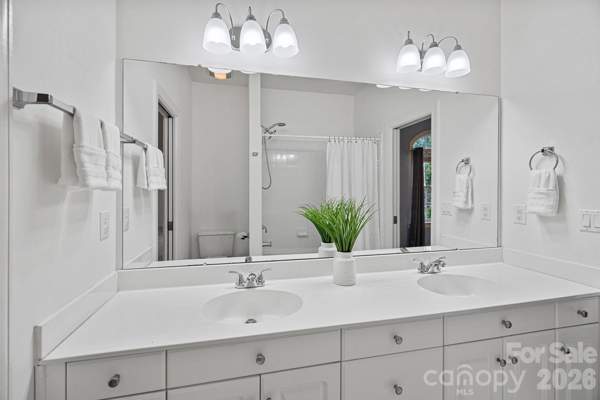 16110 Covington Point Lane — Huntersville