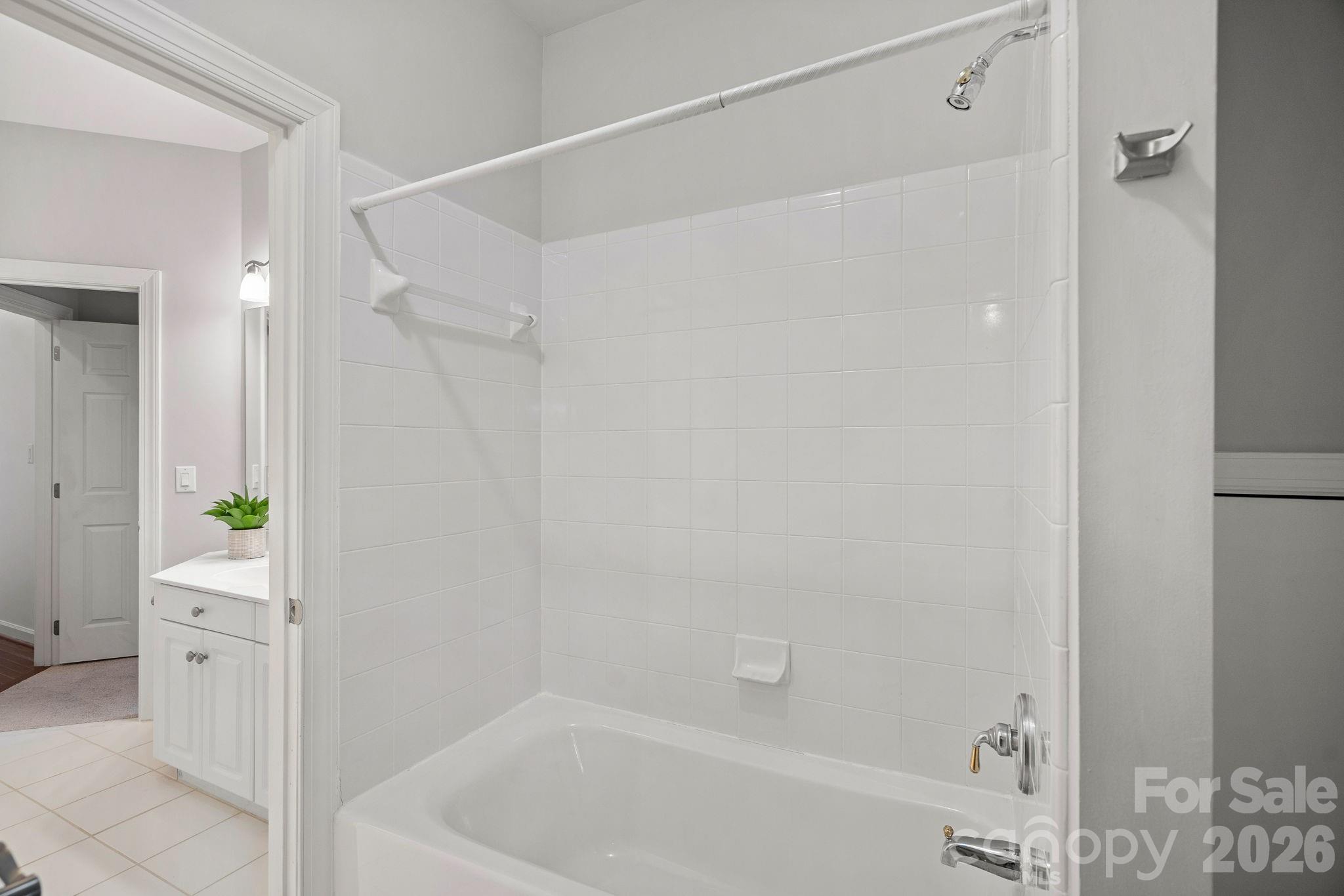 16110 Covington Point Lane — Huntersville