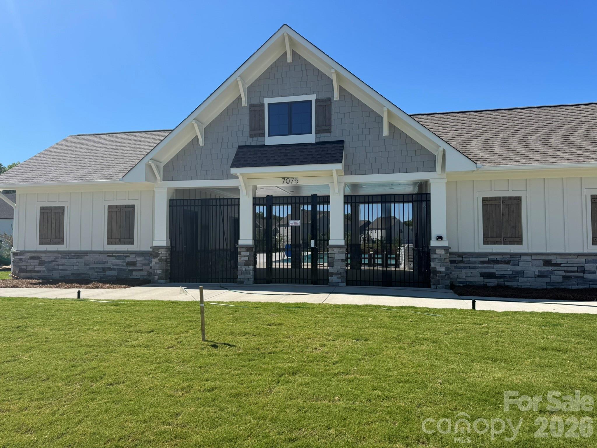 7001 Bil-Mar Drive — Harrisburg