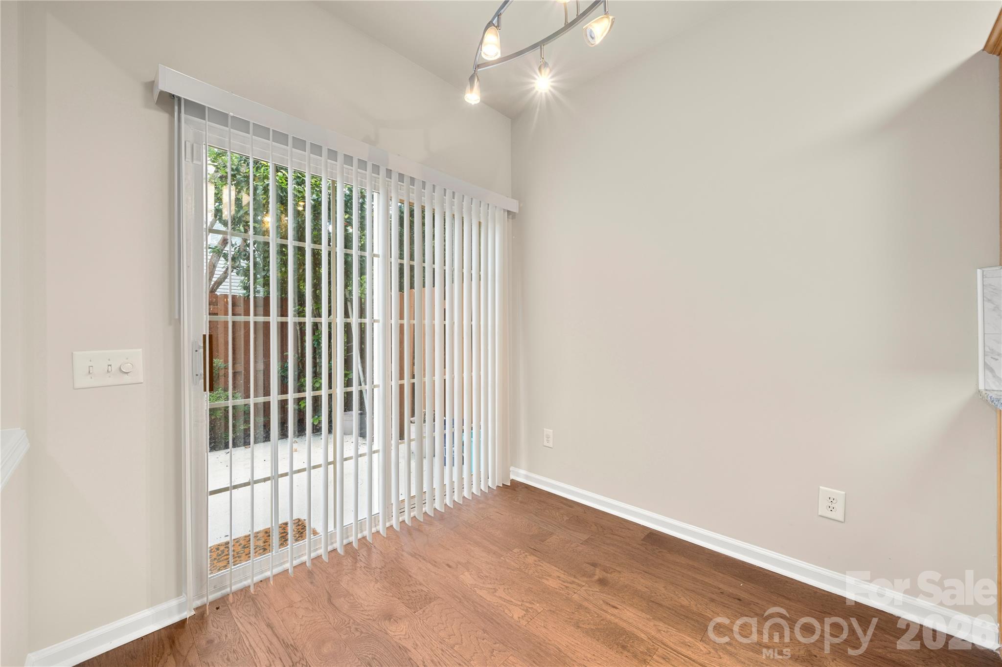 15017 Medlock Lane — Charlotte