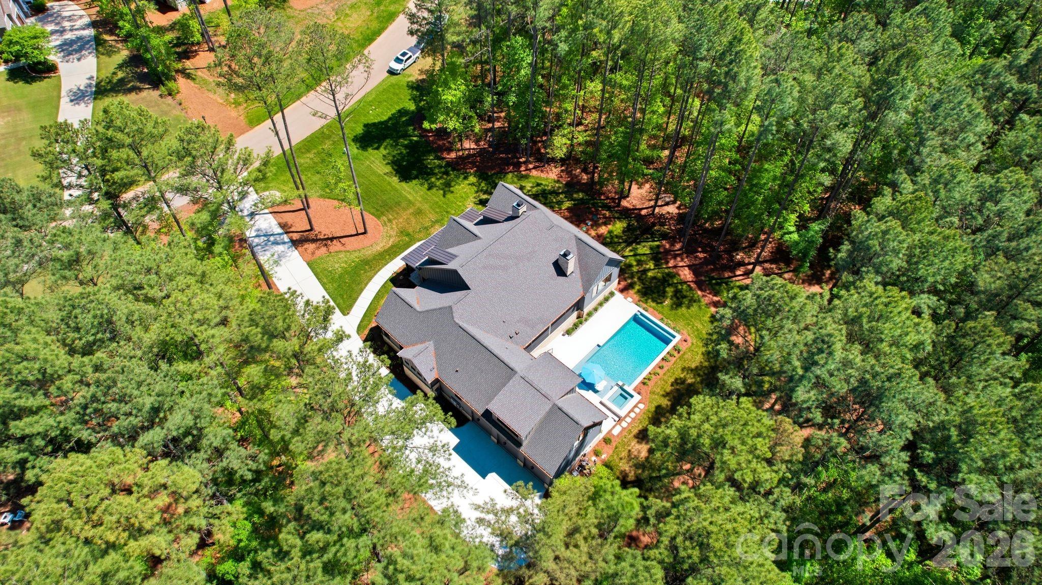6223 Chimney Bluff Road — Lancaster