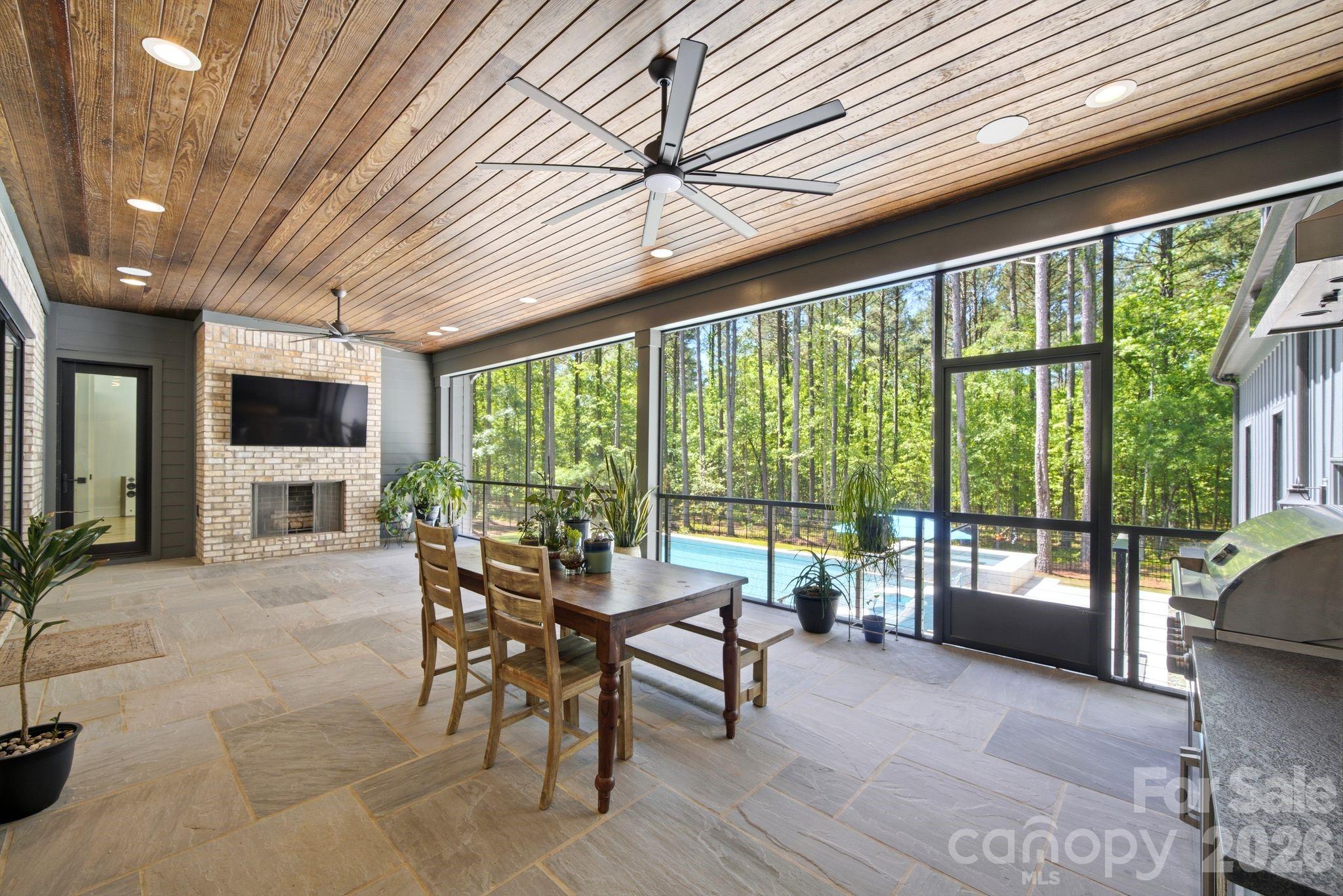 6223 Chimney Bluff Road — Lancaster