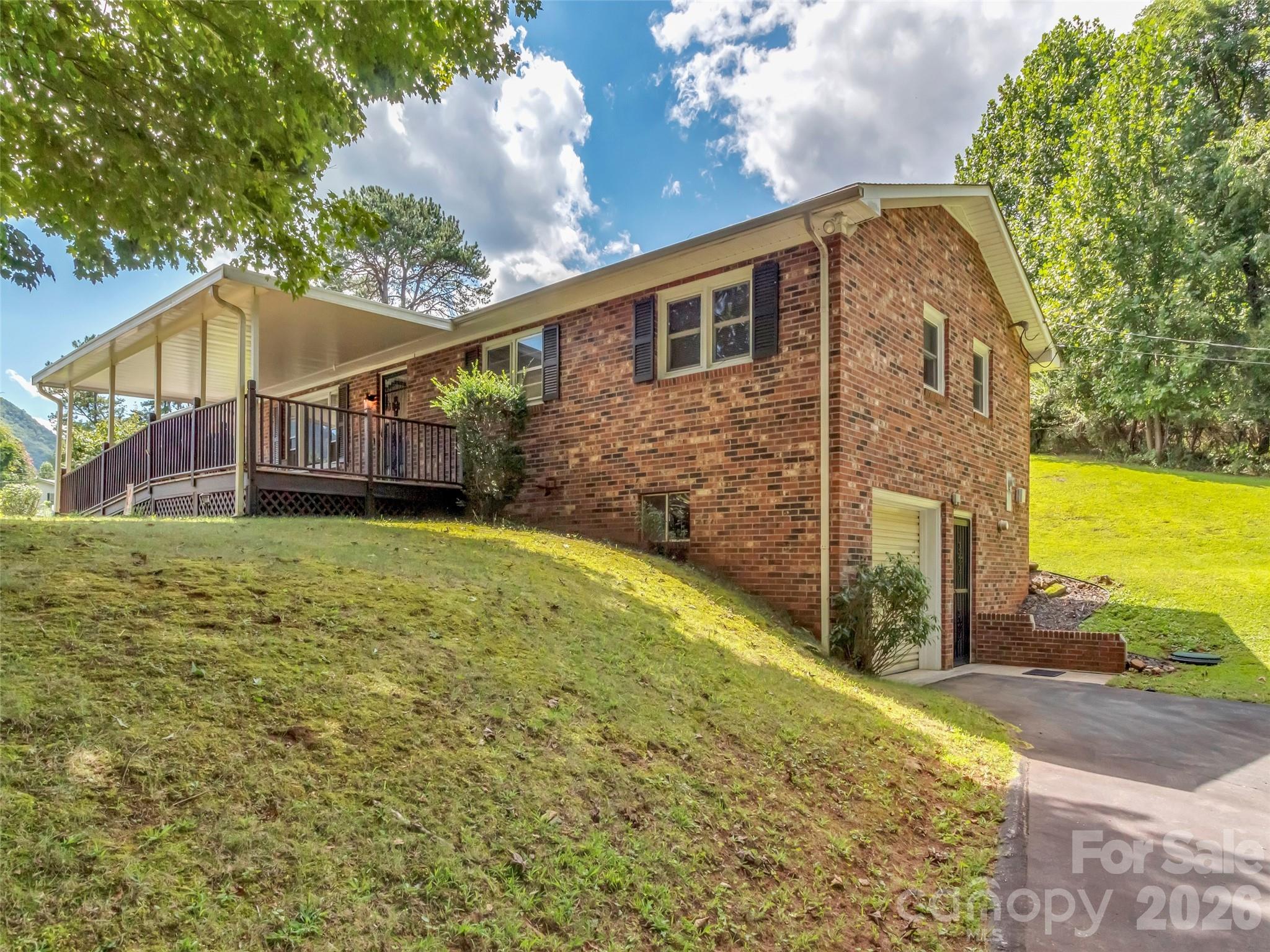 250 Reeves Cove Road — Candler