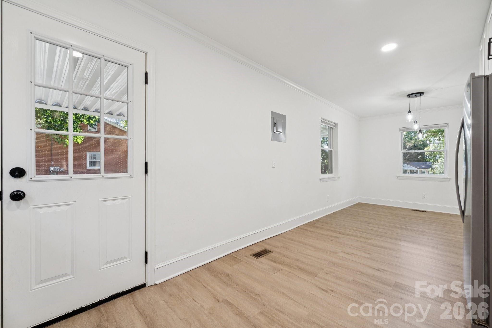 5423 Lantana Avenue — Charlotte
