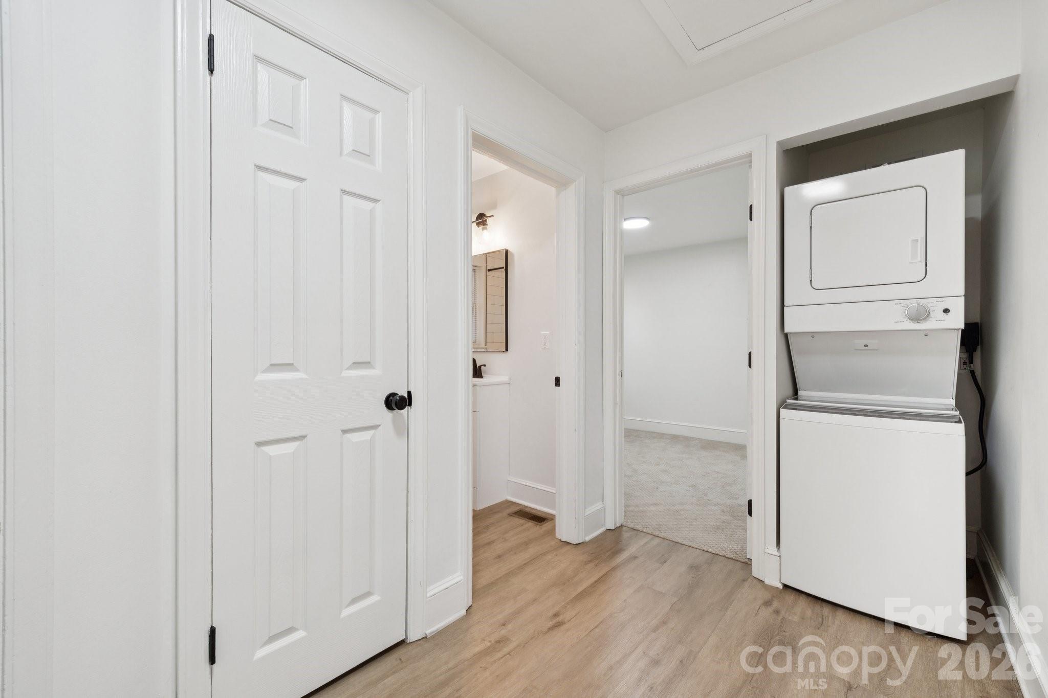 5423 Lantana Avenue — Charlotte