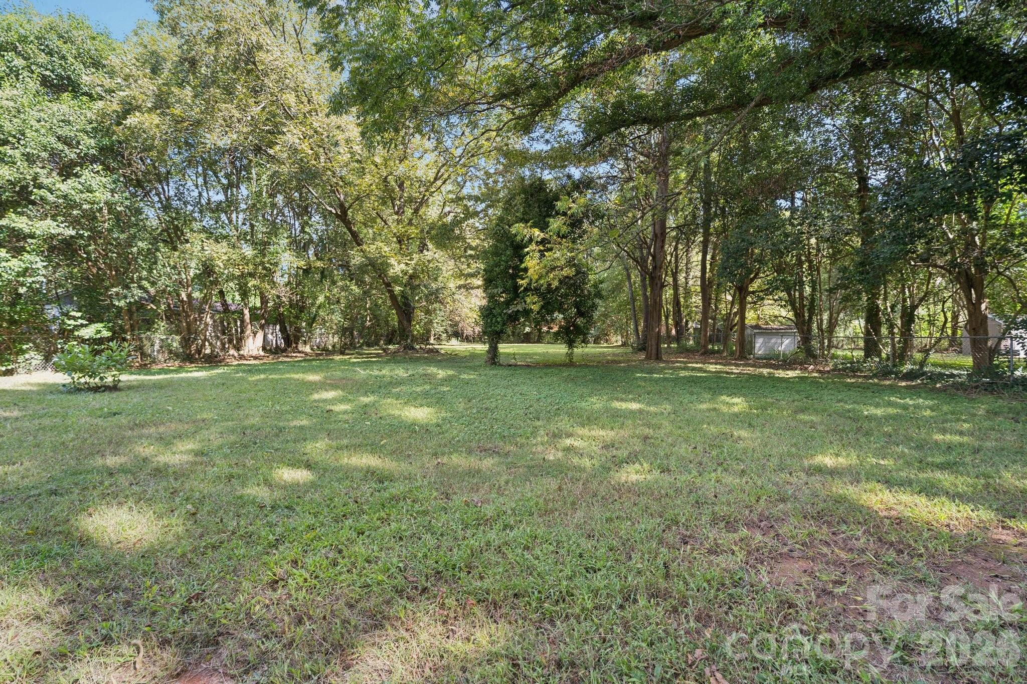 5423 Lantana Avenue — Charlotte