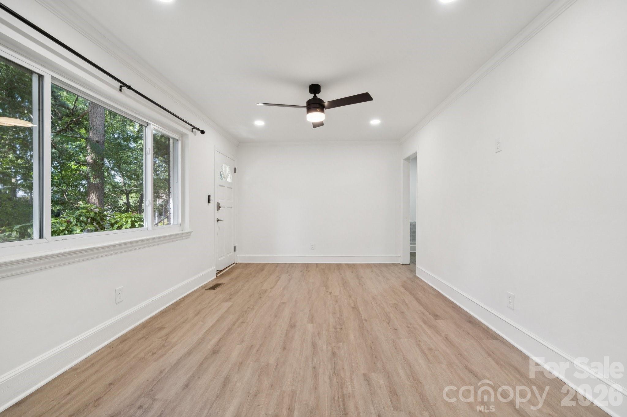 5423 Lantana Avenue — Charlotte