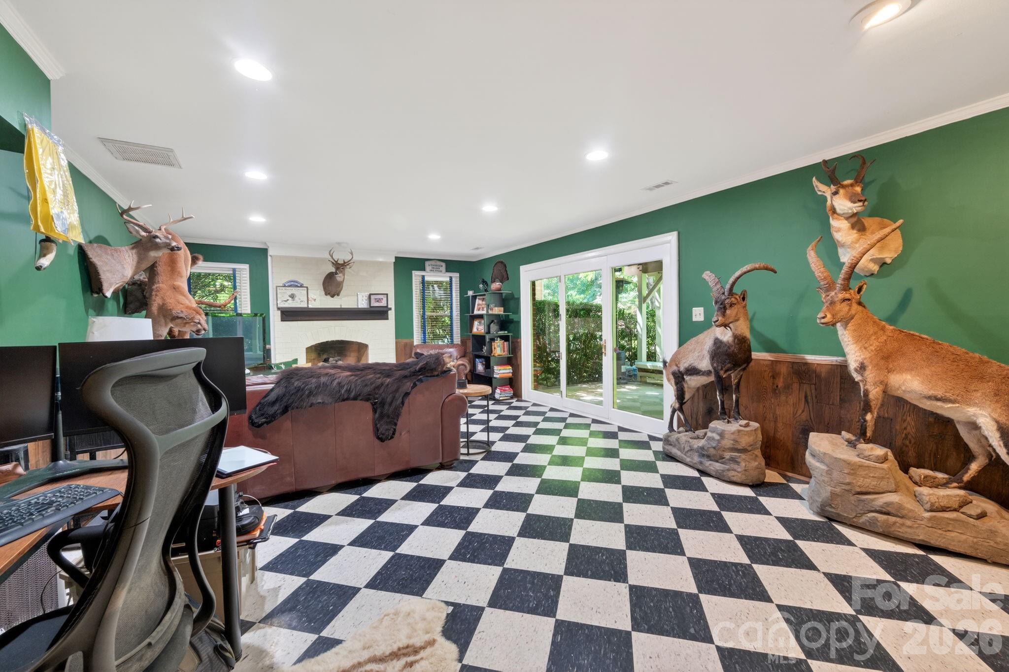 1819 Kilmonack Lane — Charlotte