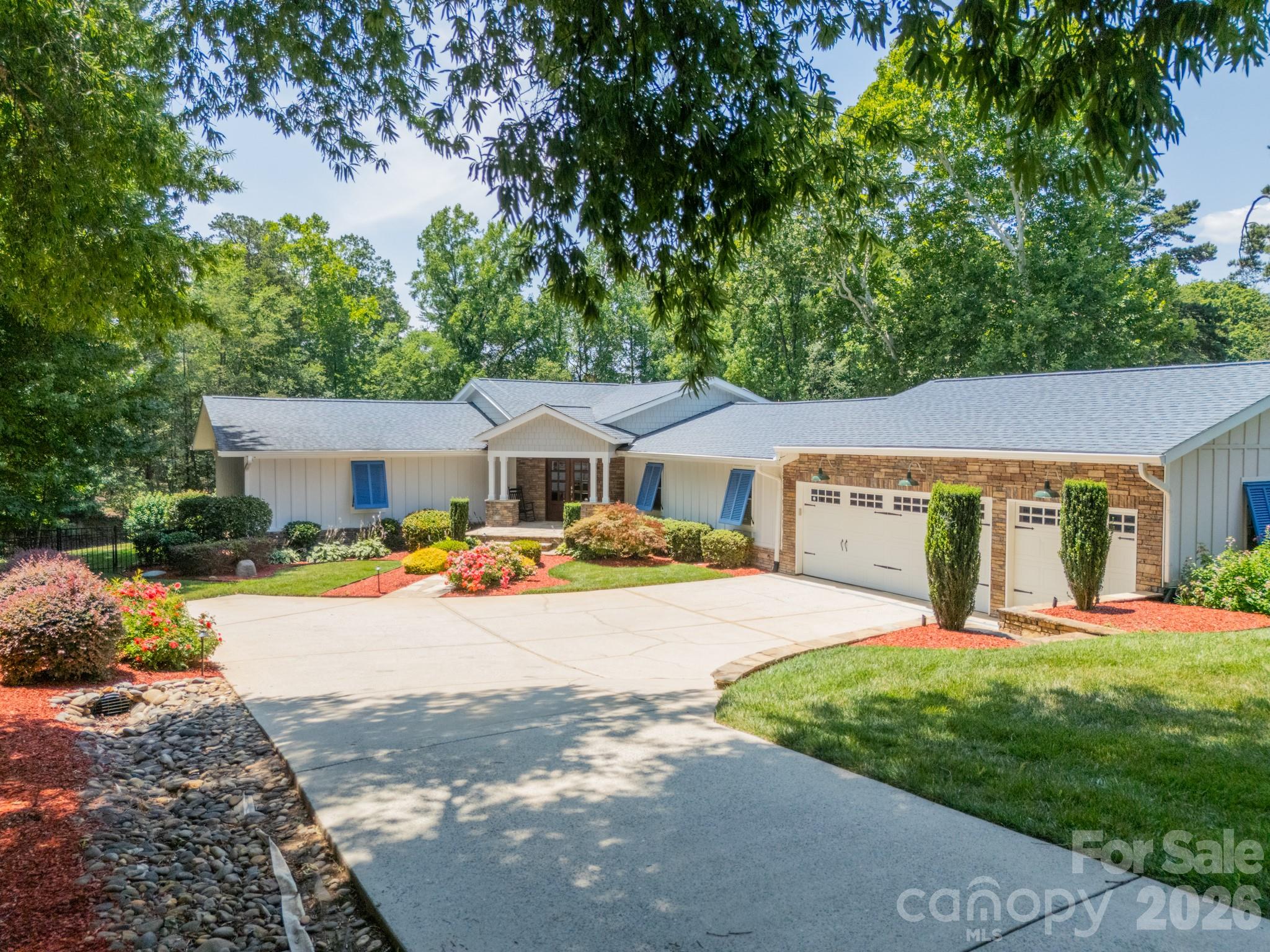 19533 Bustle Road — Cornelius