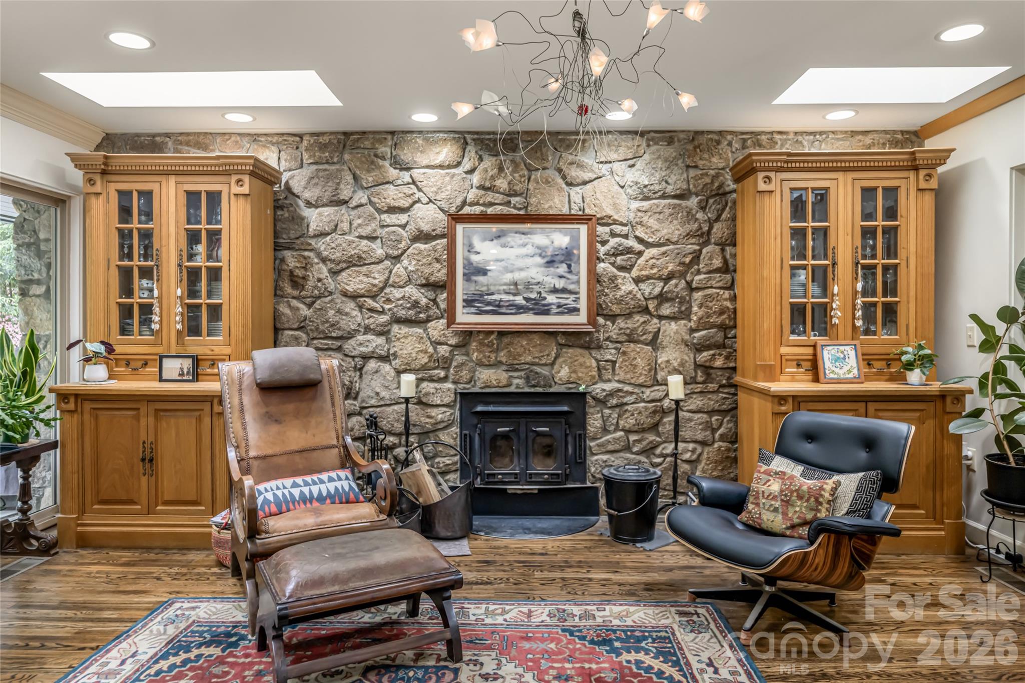 18 Forest Road — Asheville